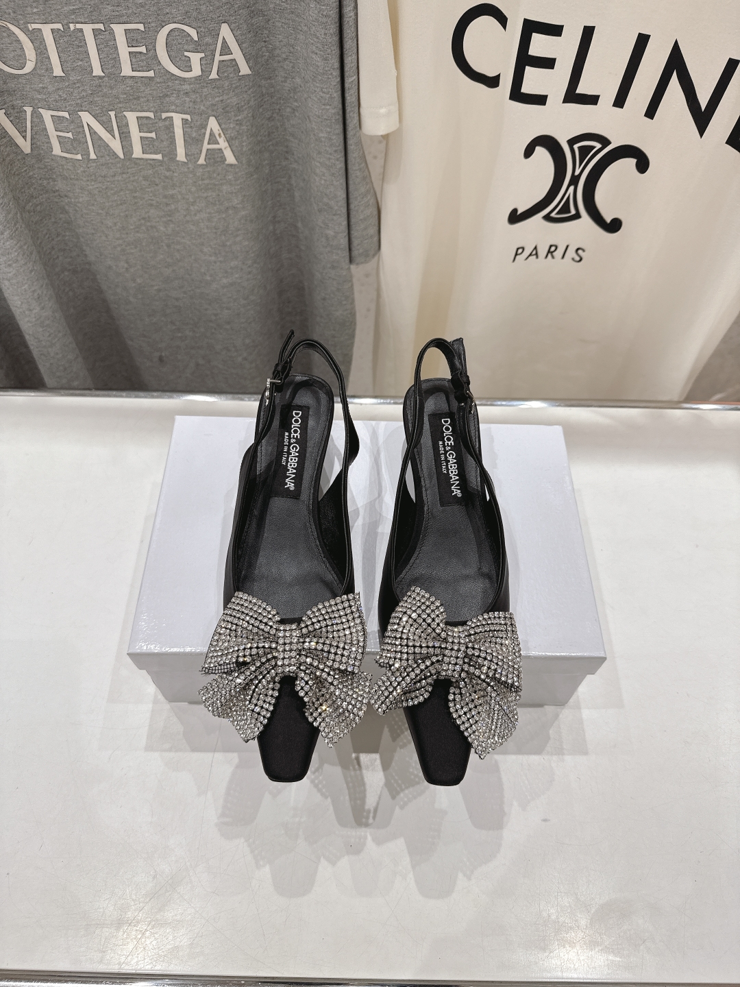 高版本出厂
 𝐃&️𝐆 2025春夏新品高跟凉鞋🆕
DOLCE & GABBANA...DG杜嘉班纳时装