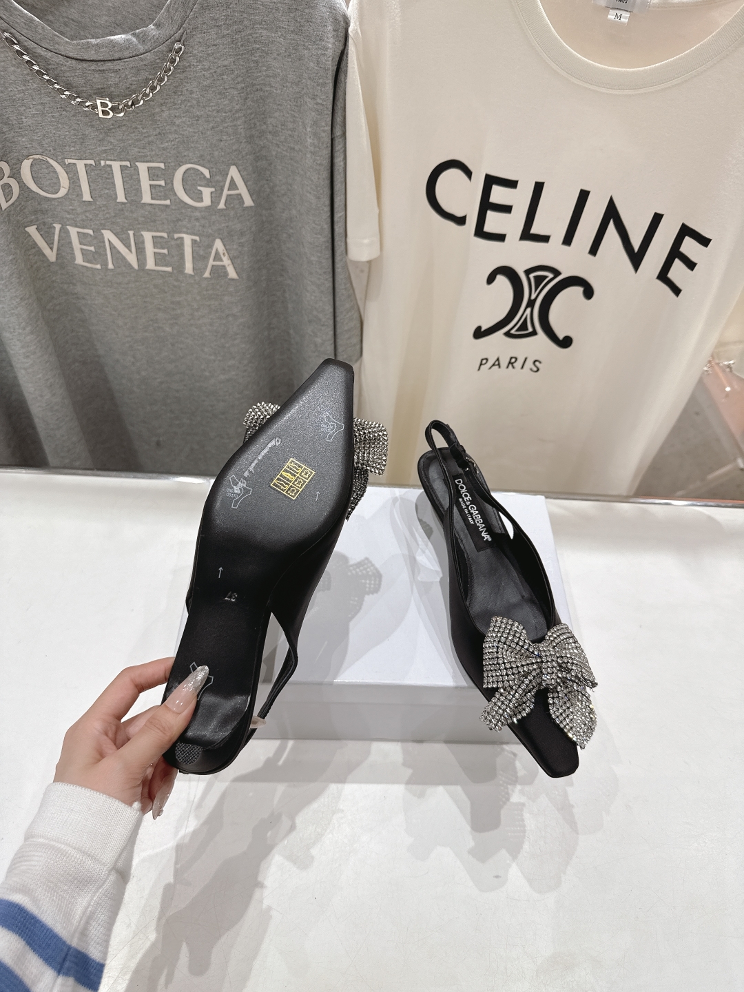 高版本出厂
 𝐃&️𝐆 2025春夏新品高跟凉鞋🆕
DOLCE & GABBANA...DG杜嘉班纳时装