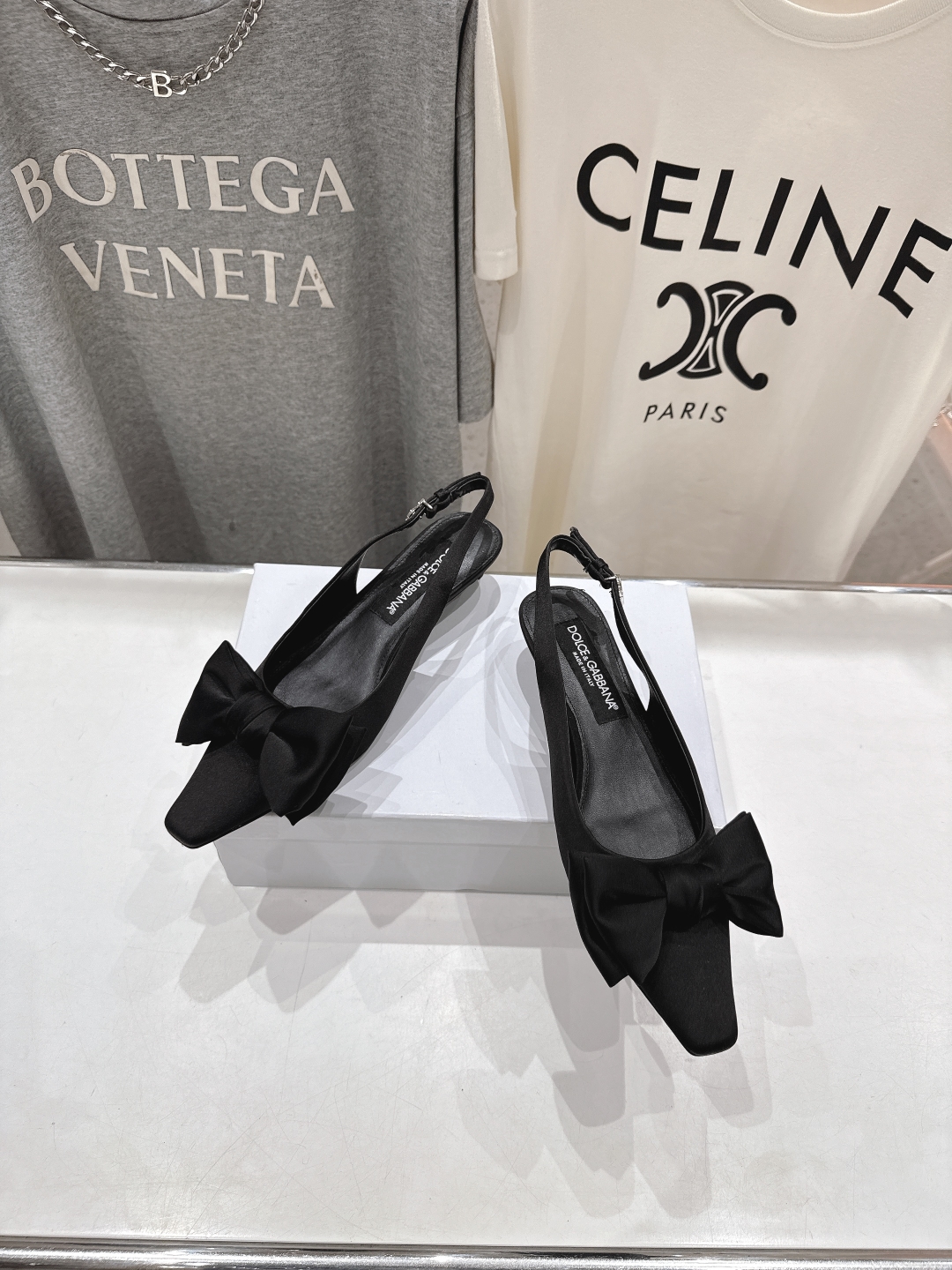 高版本出厂
 𝐃&️𝐆 2025春夏新品高跟凉鞋🆕
DOLCE & GABBANA...DG杜嘉班纳时装