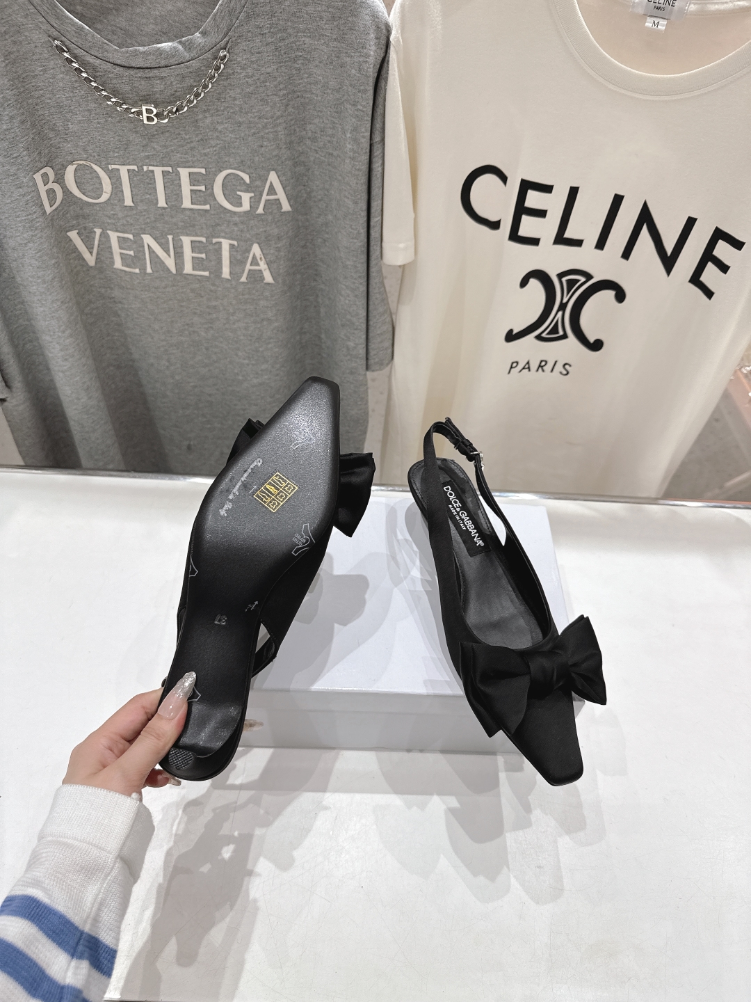 高版本出厂
 𝐃&️𝐆 2025春夏新品高跟凉鞋🆕
DOLCE & GABBANA...DG杜嘉班纳时装