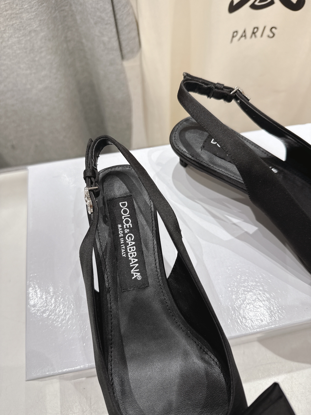 高版本出厂
 𝐃&️𝐆 2025春夏新品高跟凉鞋🆕
DOLCE & GABBANA...DG杜嘉班纳时装