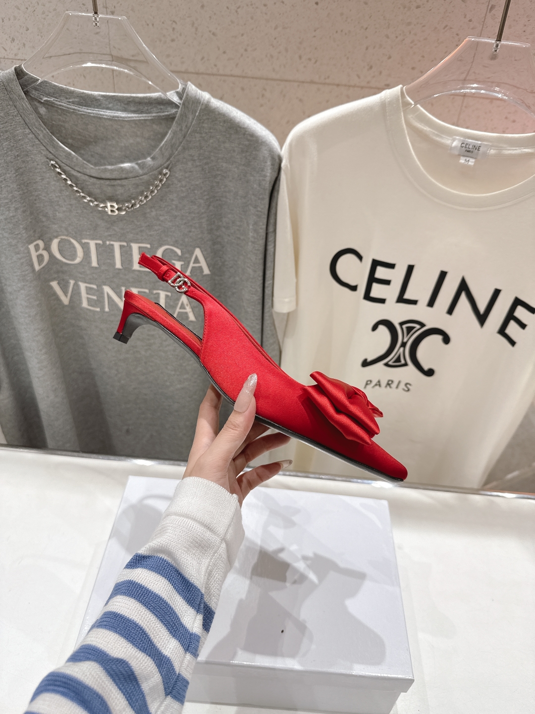 高版本出厂
 𝐃&️𝐆 2025春夏新品高跟凉鞋🆕
DOLCE & GABBANA...DG杜嘉班纳时装