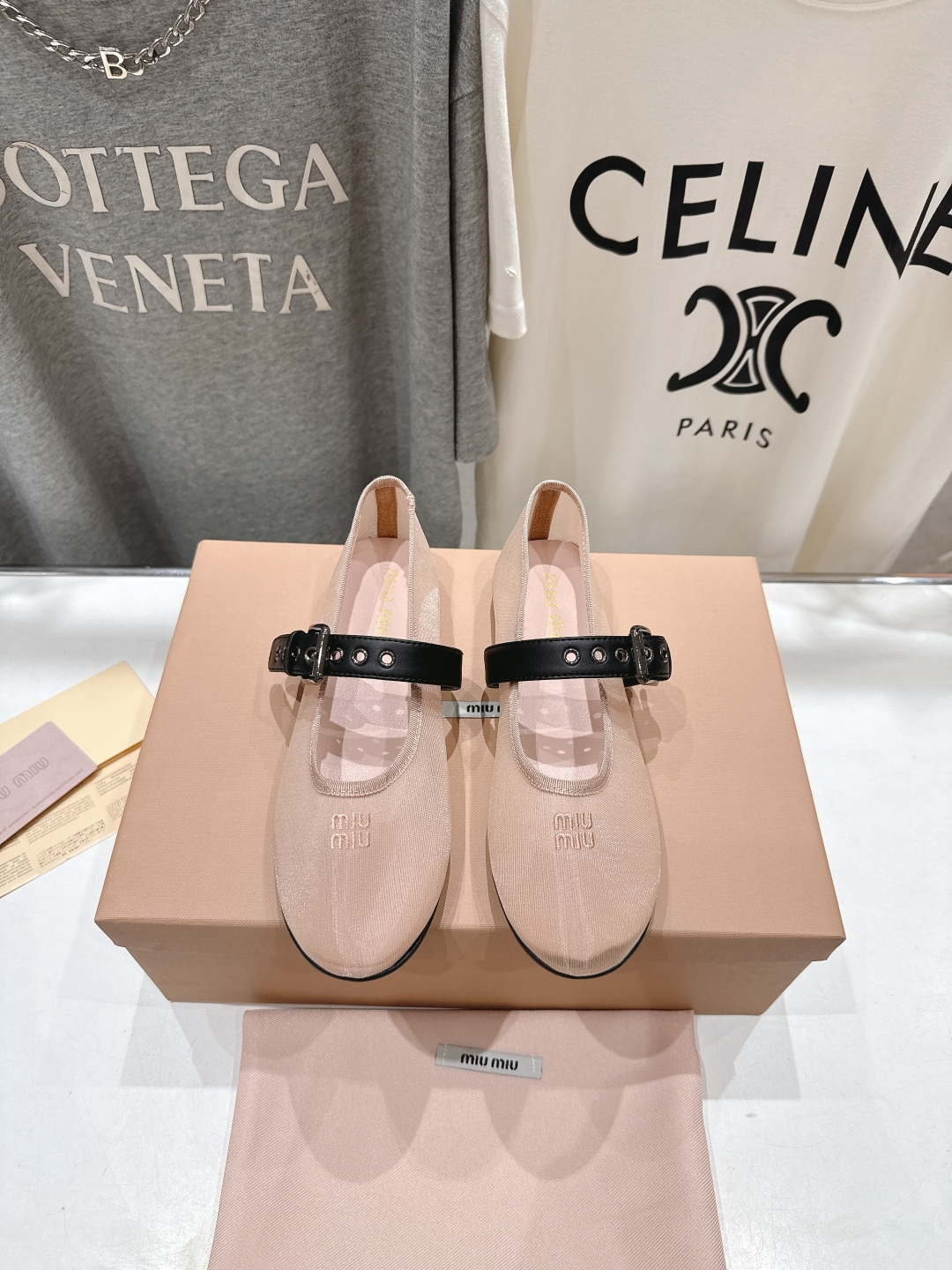 高版本出厂 
  MiuMiu/缪缪25ss新款一脚蹬懒人鞋玛丽珍网面芭蕾舞鞋·平底单鞋
官方春夏走秀新