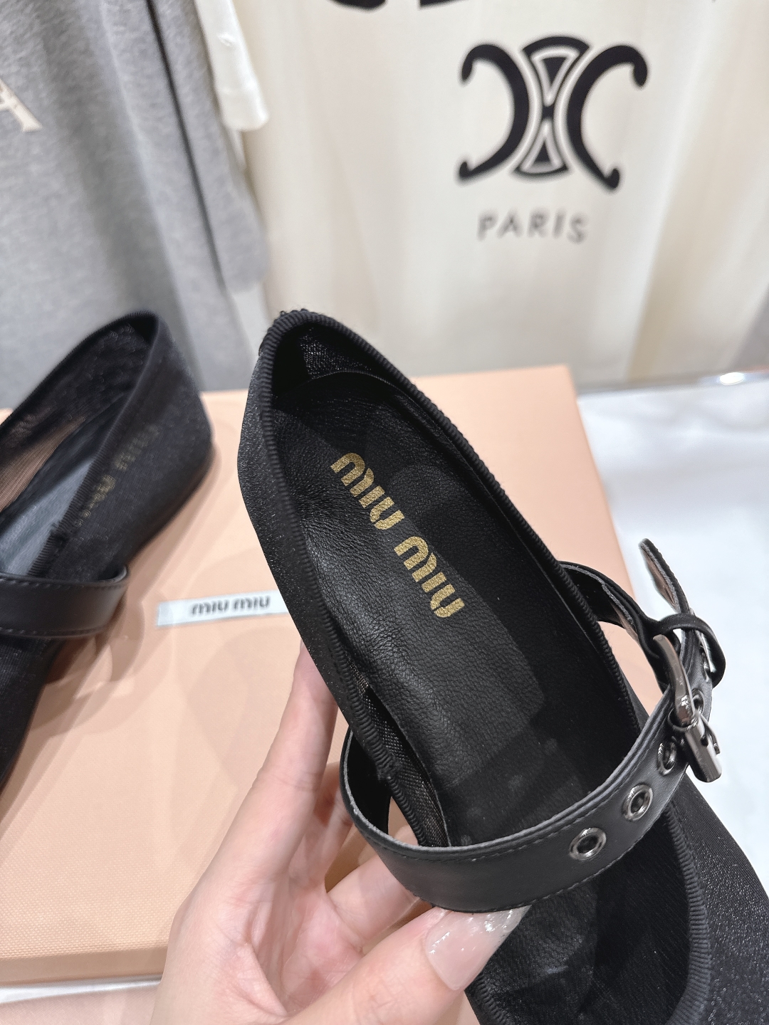 高版本出厂 
  MiuMiu/缪缪25ss新款一脚蹬懒人鞋玛丽珍网面芭蕾舞鞋·平底单鞋
官方春夏走秀新