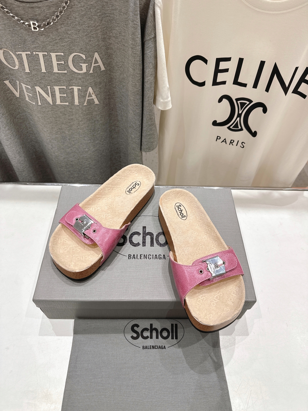 高版本出厂
 Scholl & Balenciaga巴黎世家联名款25ss夏季新款圆头软木平底防滑一字拖