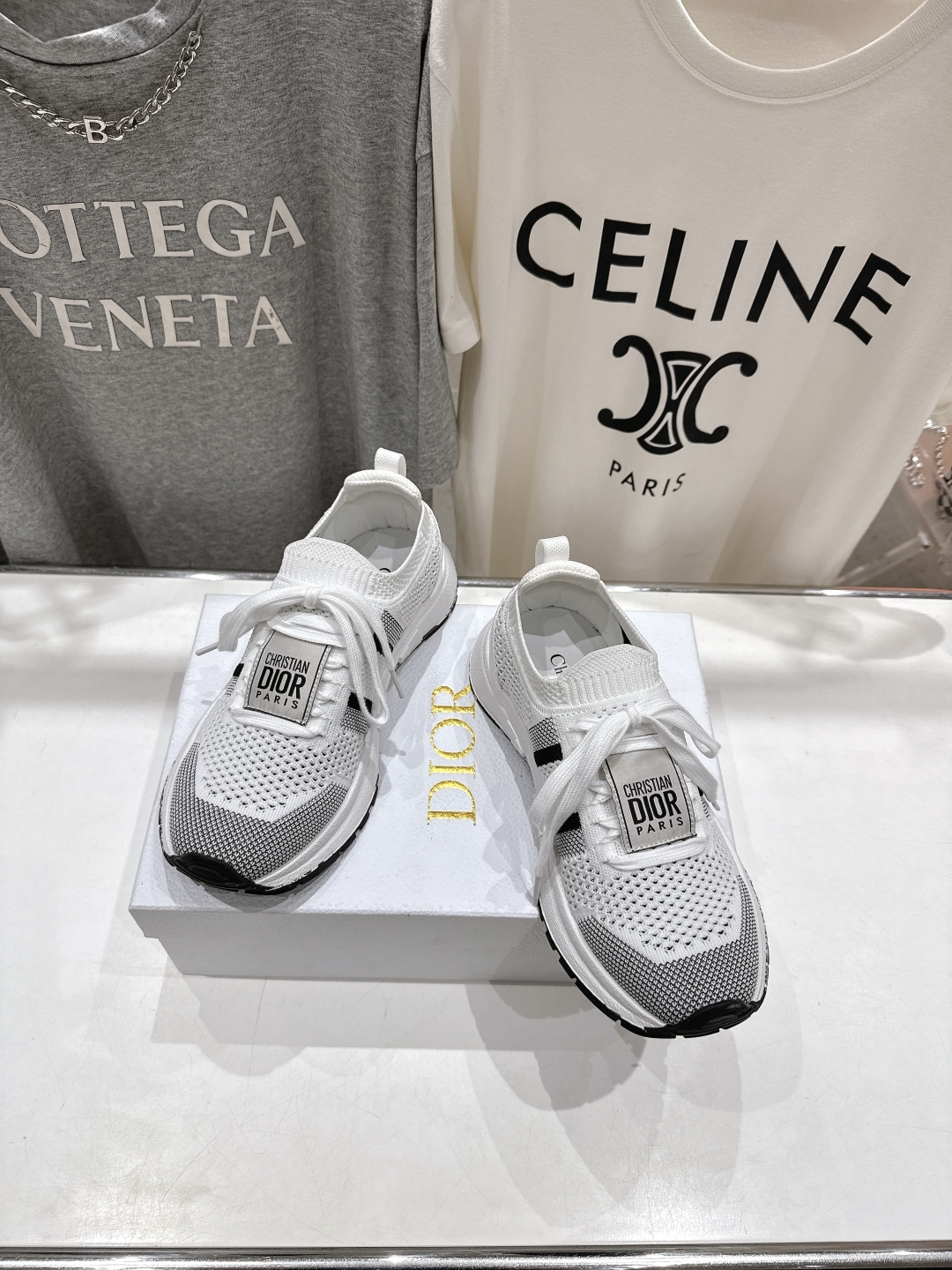 高版本出厂  情侣款
  Dior* 迪奥D家2025ss新款系带情侣款学院风休闲时尚休闲运动鞋
原版购