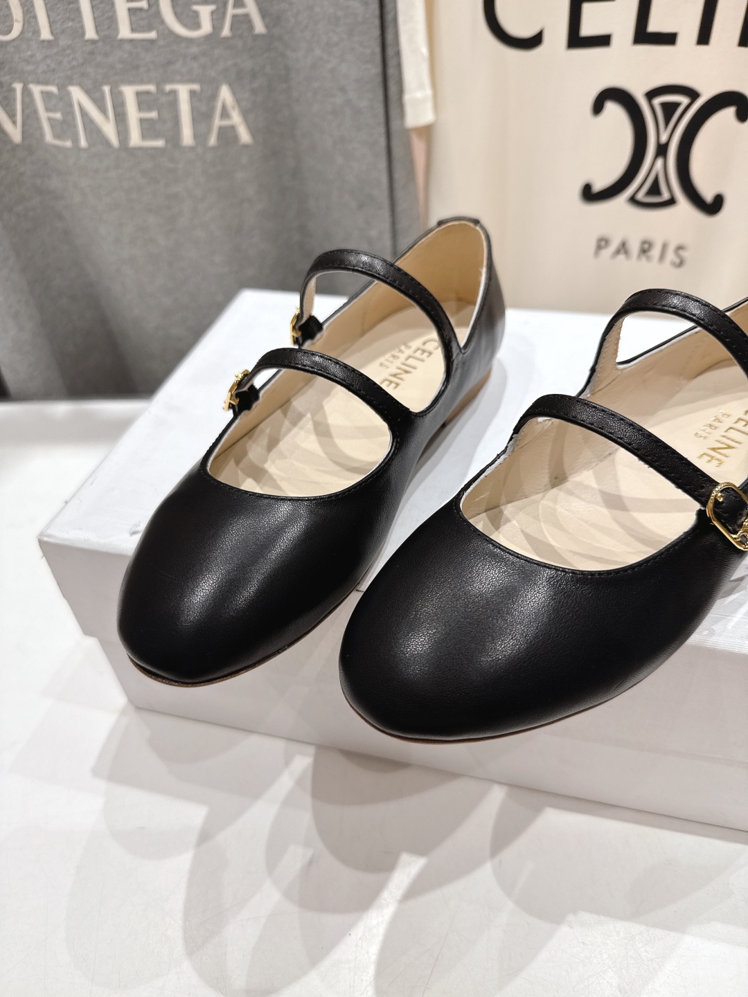 Celine 2025SS Mary Jane Leather Loafers - Comfortable, Chic & Trendy 8 cmp a1746881182453 3140