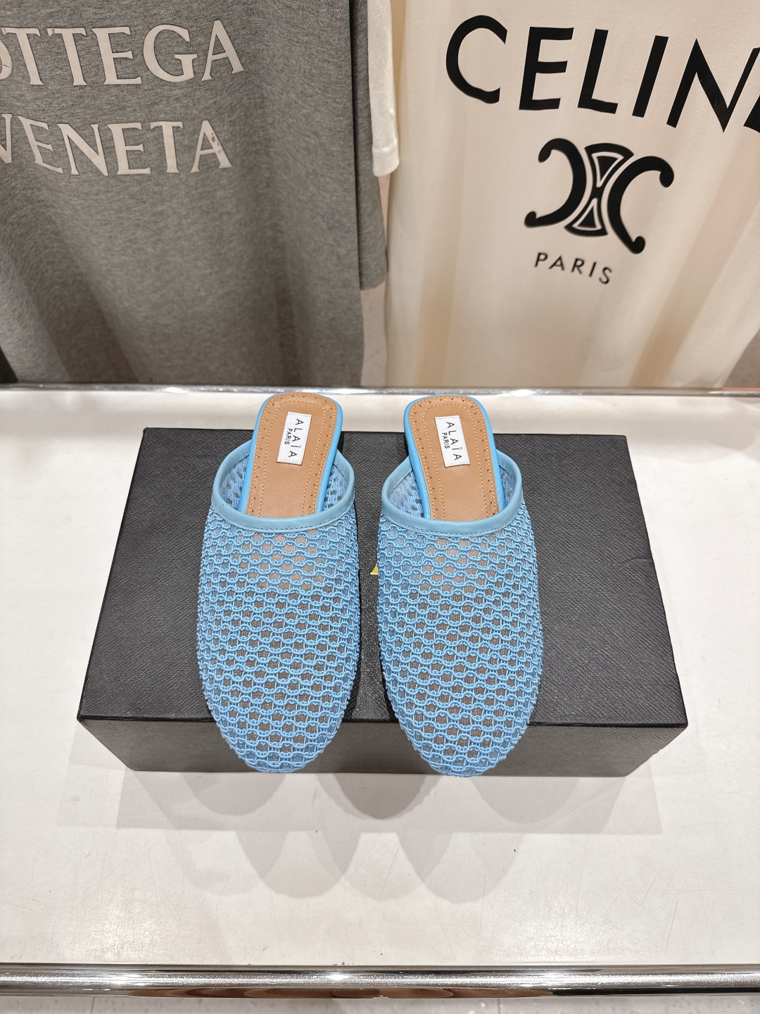 高版本出厂 半托
 独家新品 Alaia 阿莱亚25ss/ 走秀款平底半托网面芭蕾舞鞋 最近超火的一款平