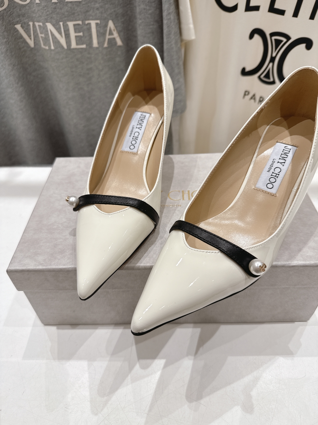 高版本出厂
  JIMMY CHOO*｜JC/吉米周2025ss夏季新款高跟鞋单鞋

原版套楦，完美的线