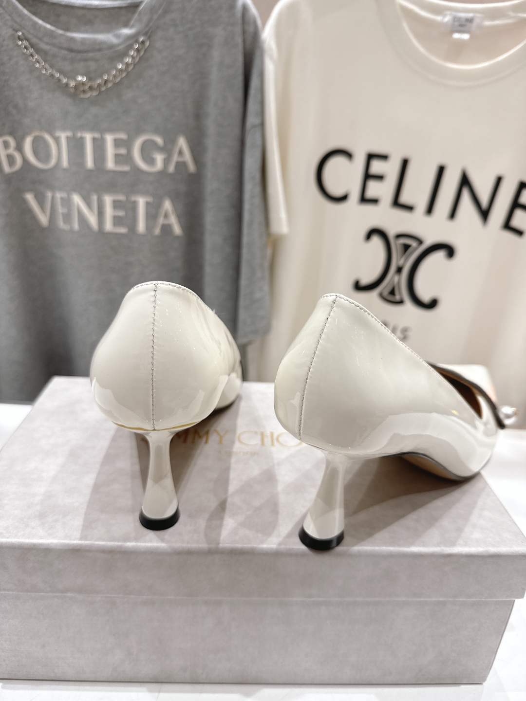 高版本出厂
  JIMMY CHOO*｜JC/吉米周2025ss夏季新款高跟鞋单鞋

原版套楦，完美的线