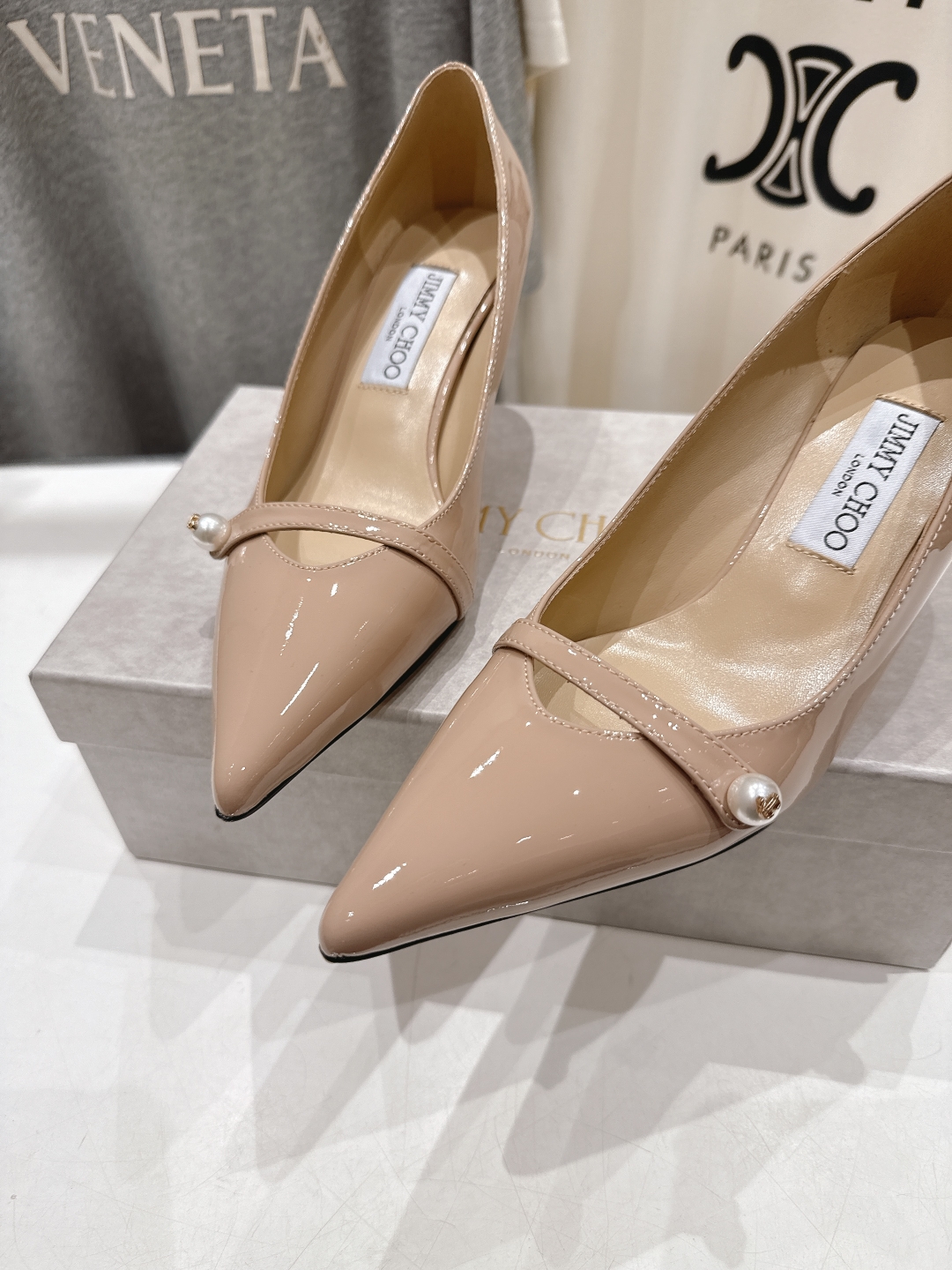 高版本出厂
  JIMMY CHOO*｜JC/吉米周2025ss夏季新款高跟鞋单鞋

原版套楦，完美的线