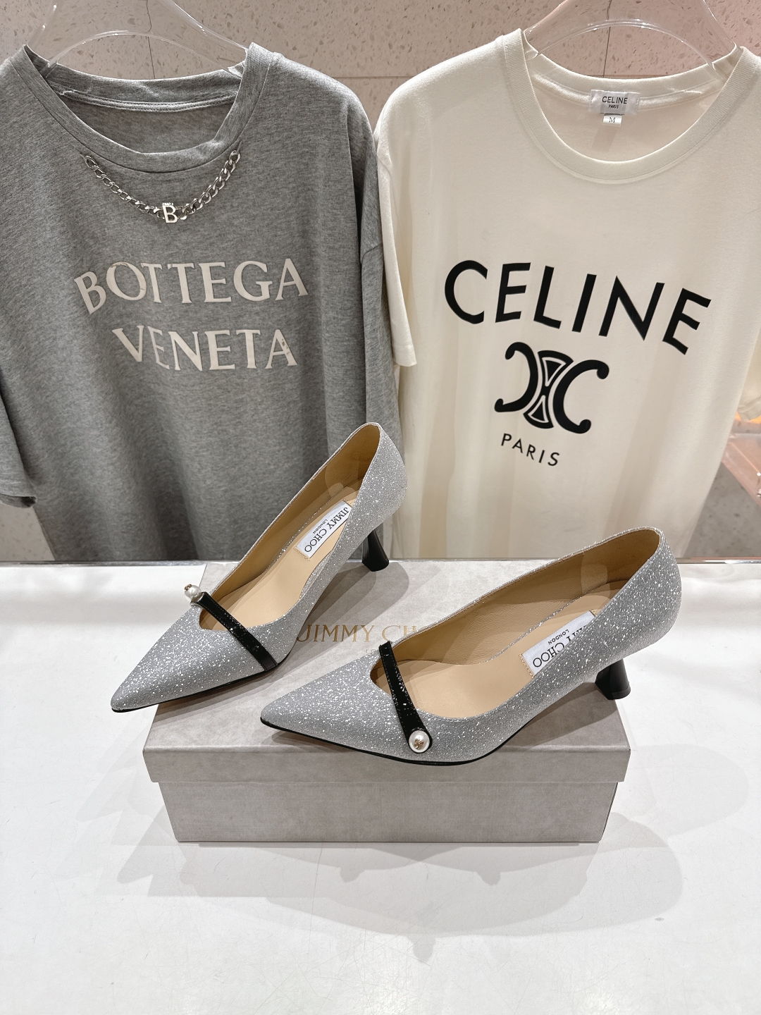 高版本出厂
  JIMMY CHOO*｜JC/吉米周2025ss夏季新款高跟鞋单鞋

原版套楦，完美的线