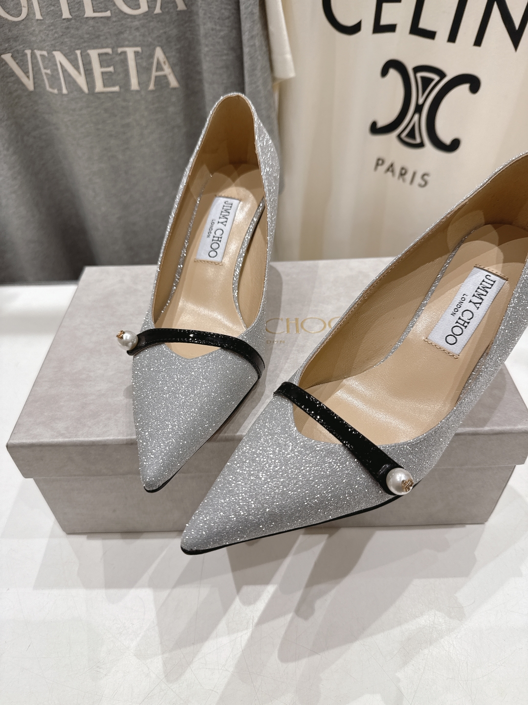 高版本出厂
  JIMMY CHOO*｜JC/吉米周2025ss夏季新款高跟鞋单鞋

原版套楦，完美的线