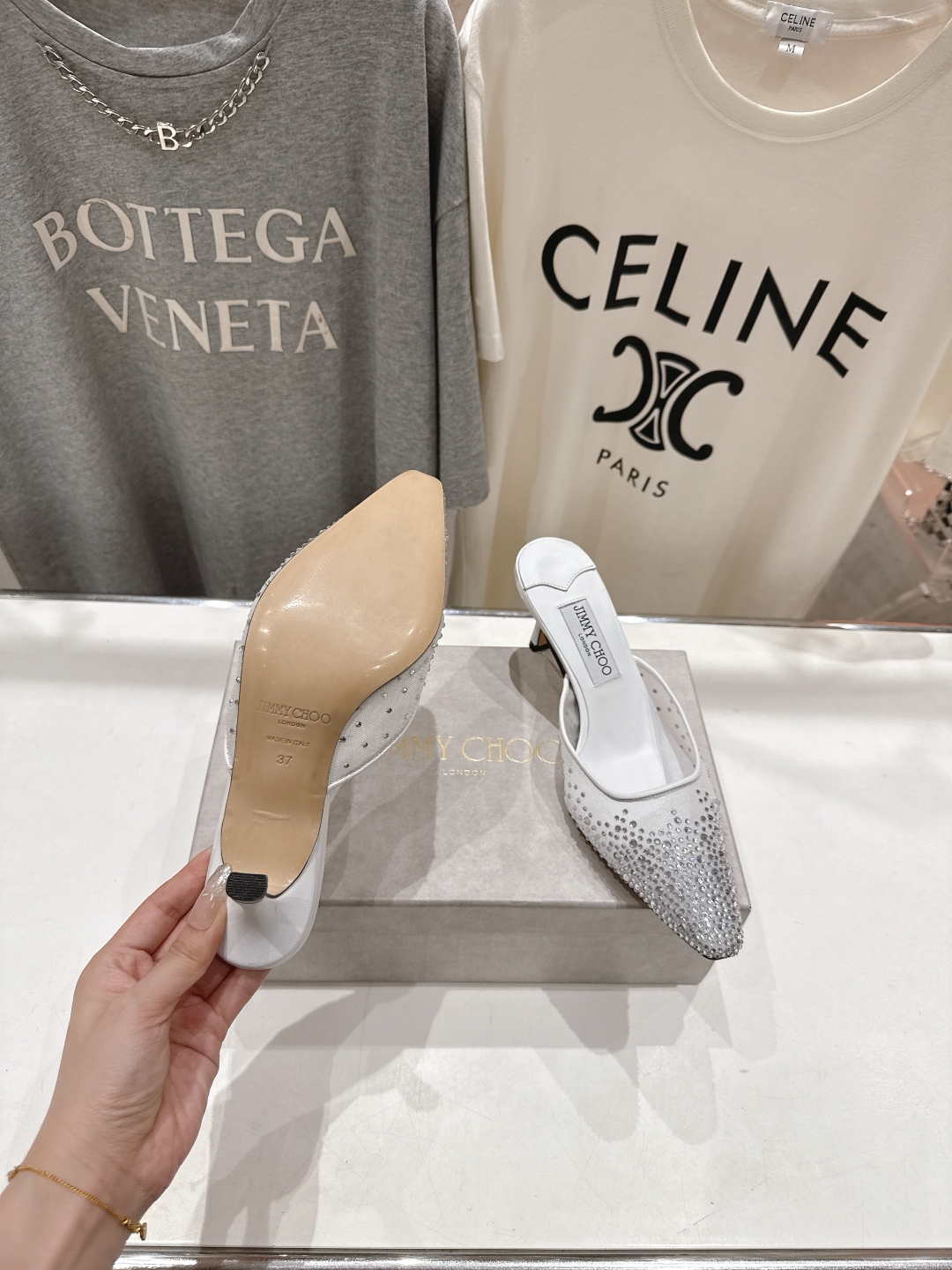 高版本出厂
  JIMMY CHOO*｜JC/吉米周2025ss新款简约烫钻高跟鞋拖鞋

原版套楦，完美