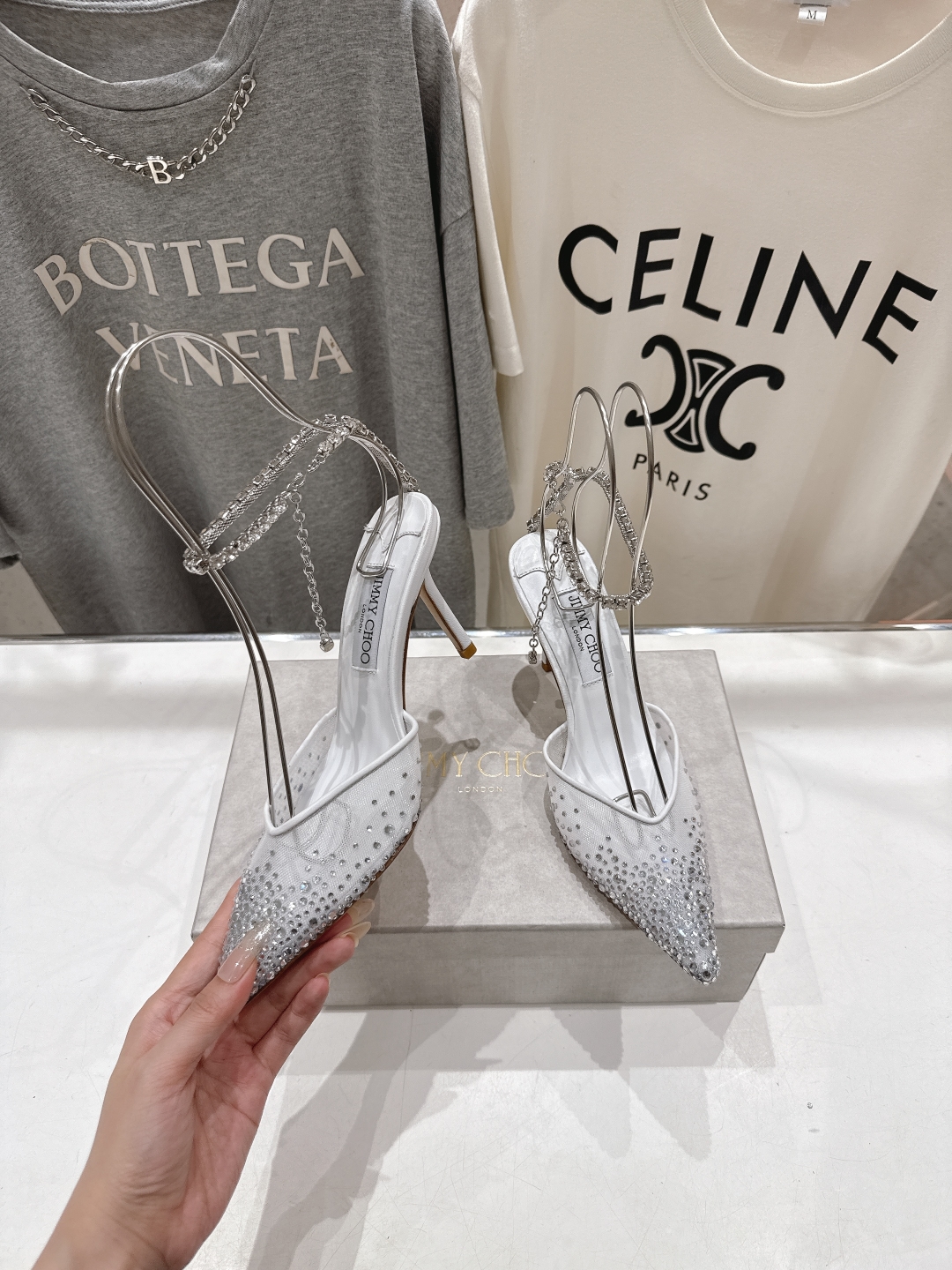 高版本出厂
  JIMMY CHOO*｜JC/吉米周2025ss新款简约烫钻高跟鞋凉鞋

原版套楦，完美