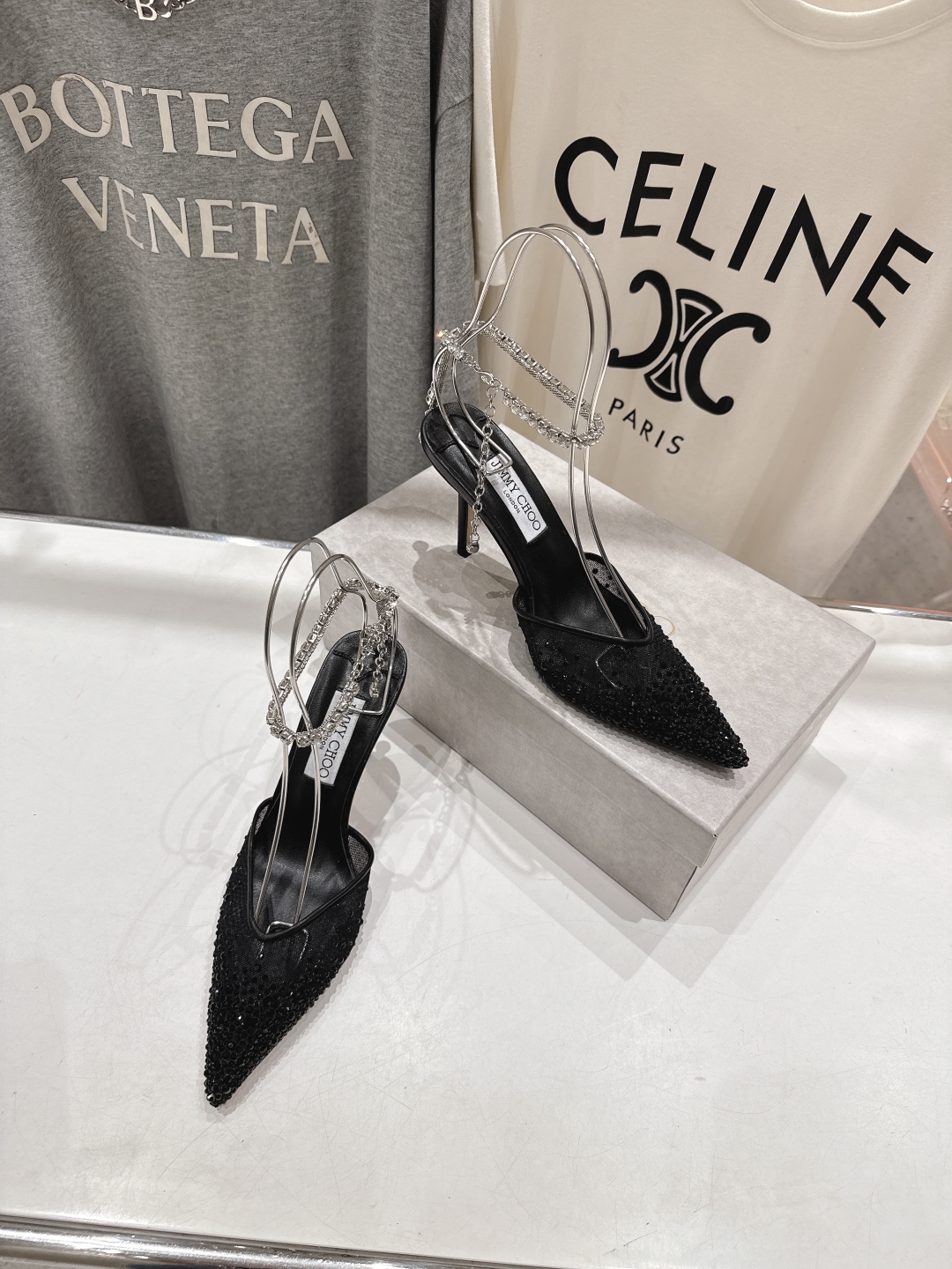 高版本出厂
  JIMMY CHOO*｜JC/吉米周2025ss新款简约烫钻高跟鞋凉鞋

原版套楦，完美