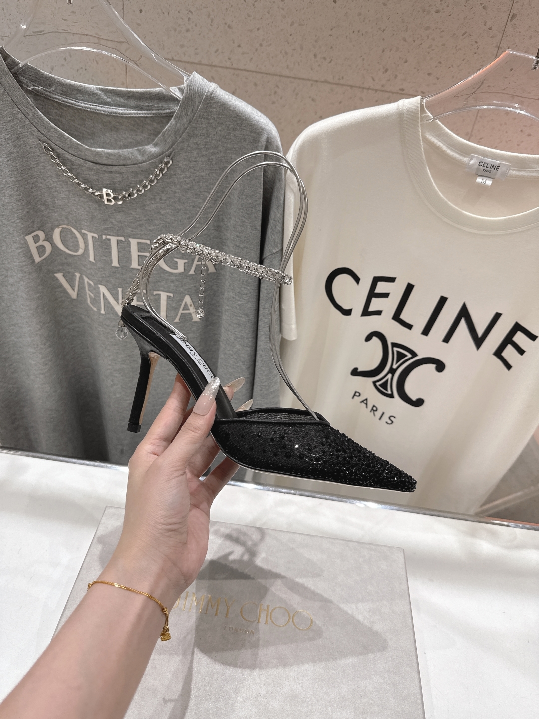 高版本出厂
  JIMMY CHOO*｜JC/吉米周2025ss新款简约烫钻高跟鞋凉鞋

原版套楦，完美