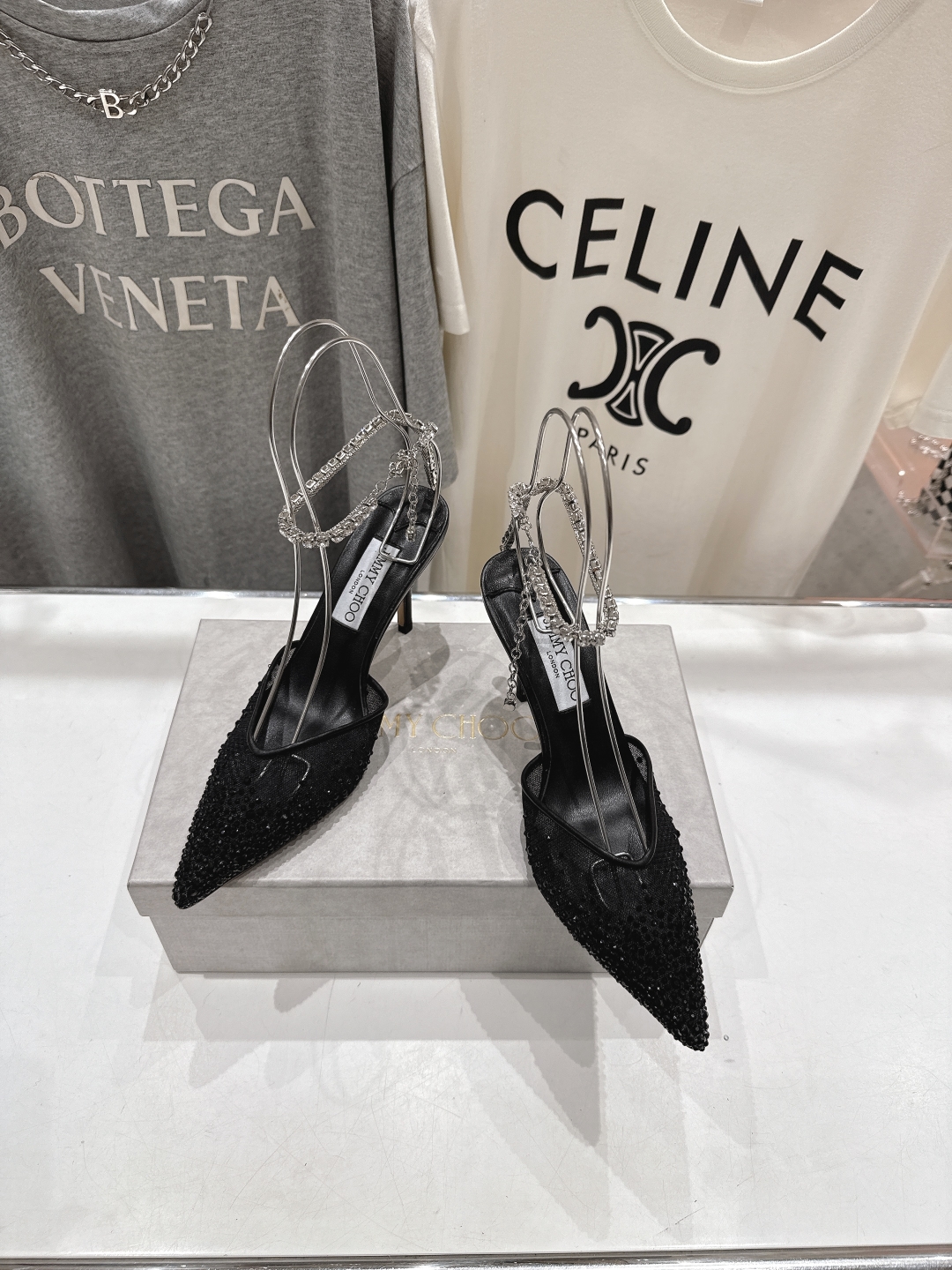 高版本出厂
  JIMMY CHOO*｜JC/吉米周2025ss新款简约烫钻高跟鞋凉鞋

原版套楦，完美