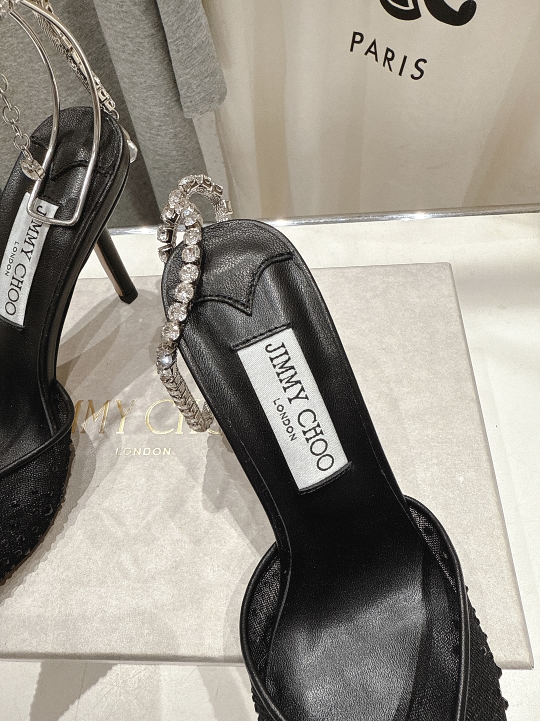 高版本出厂
  JIMMY CHOO*｜JC/吉米周2025ss新款简约烫钻高跟鞋凉鞋

原版套楦，完美