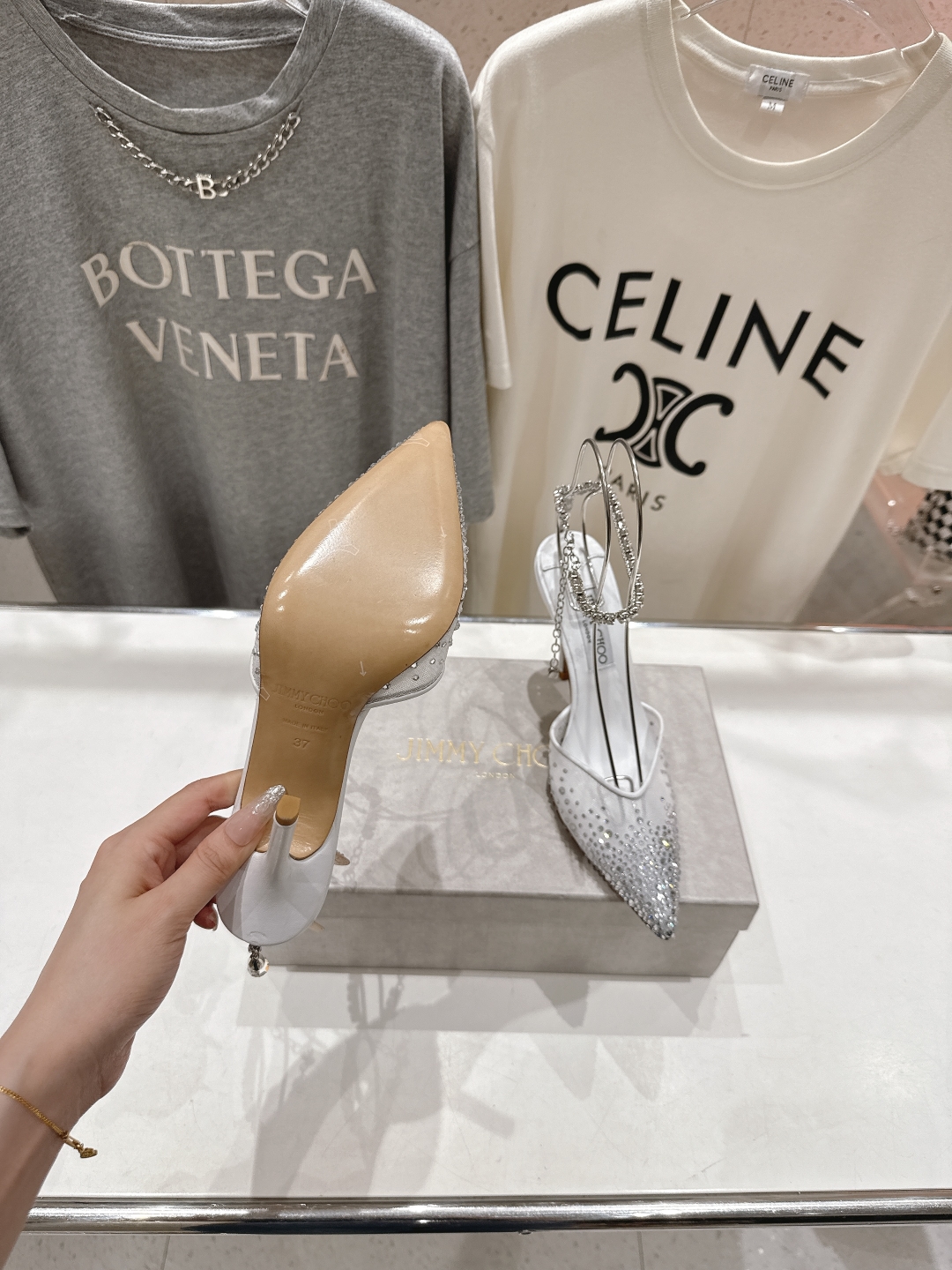 高版本出厂
  JIMMY CHOO*｜JC/吉米周2025ss新款简约烫钻高跟鞋凉鞋

原版套楦，完美