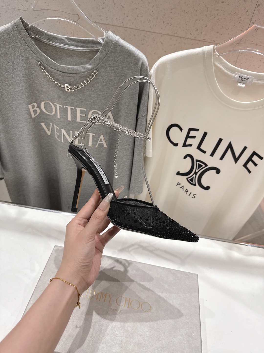 高版本出厂
  JIMMY CHOO*｜JC/吉米周2025ss新款简约烫钻高跟鞋凉鞋

原版套楦，完美