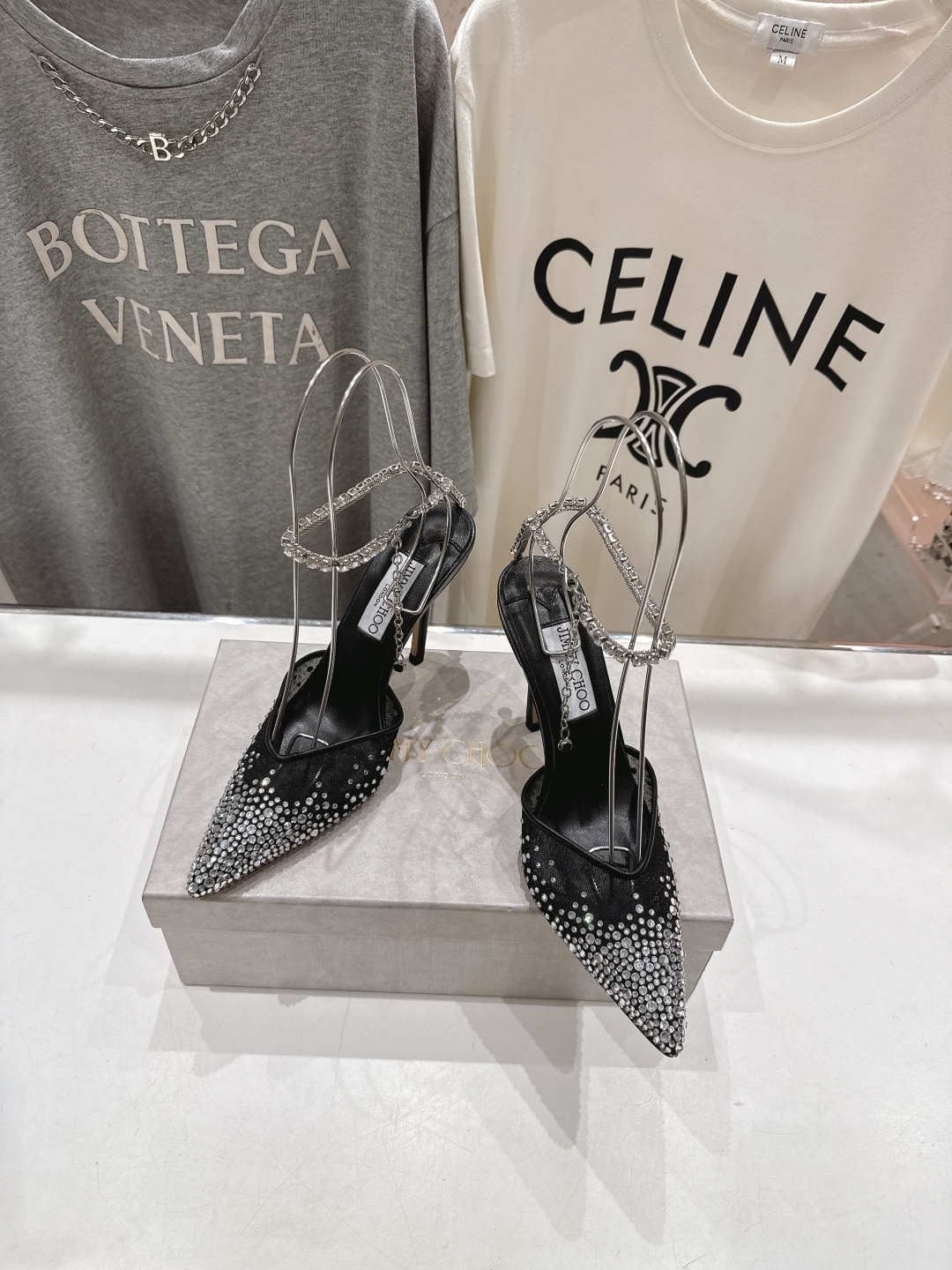 高版本出厂
  JIMMY CHOO*｜JC/吉米周2025ss新款简约烫钻高跟鞋凉鞋

原版套楦，完美