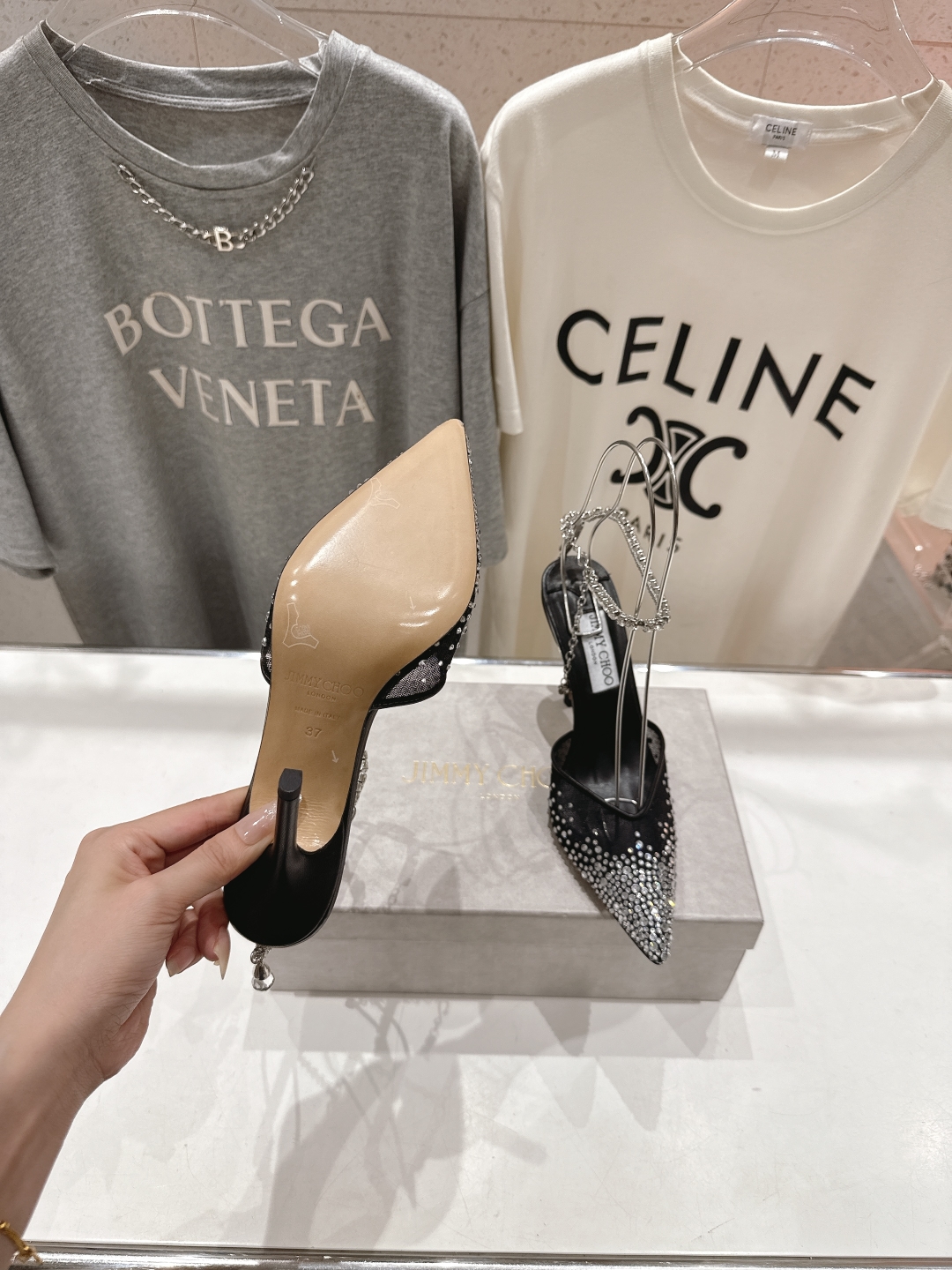 高版本出厂
  JIMMY CHOO*｜JC/吉米周2025ss新款简约烫钻高跟鞋凉鞋

原版套楦，完美
