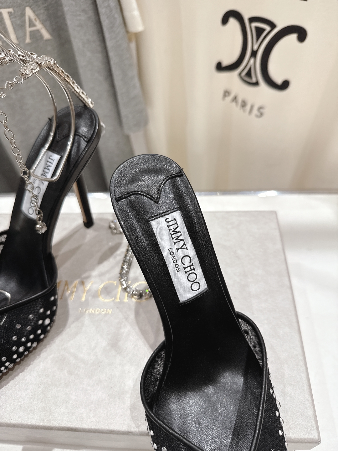 高版本出厂
  JIMMY CHOO*｜JC/吉米周2025ss新款简约烫钻高跟鞋凉鞋

原版套楦，完美