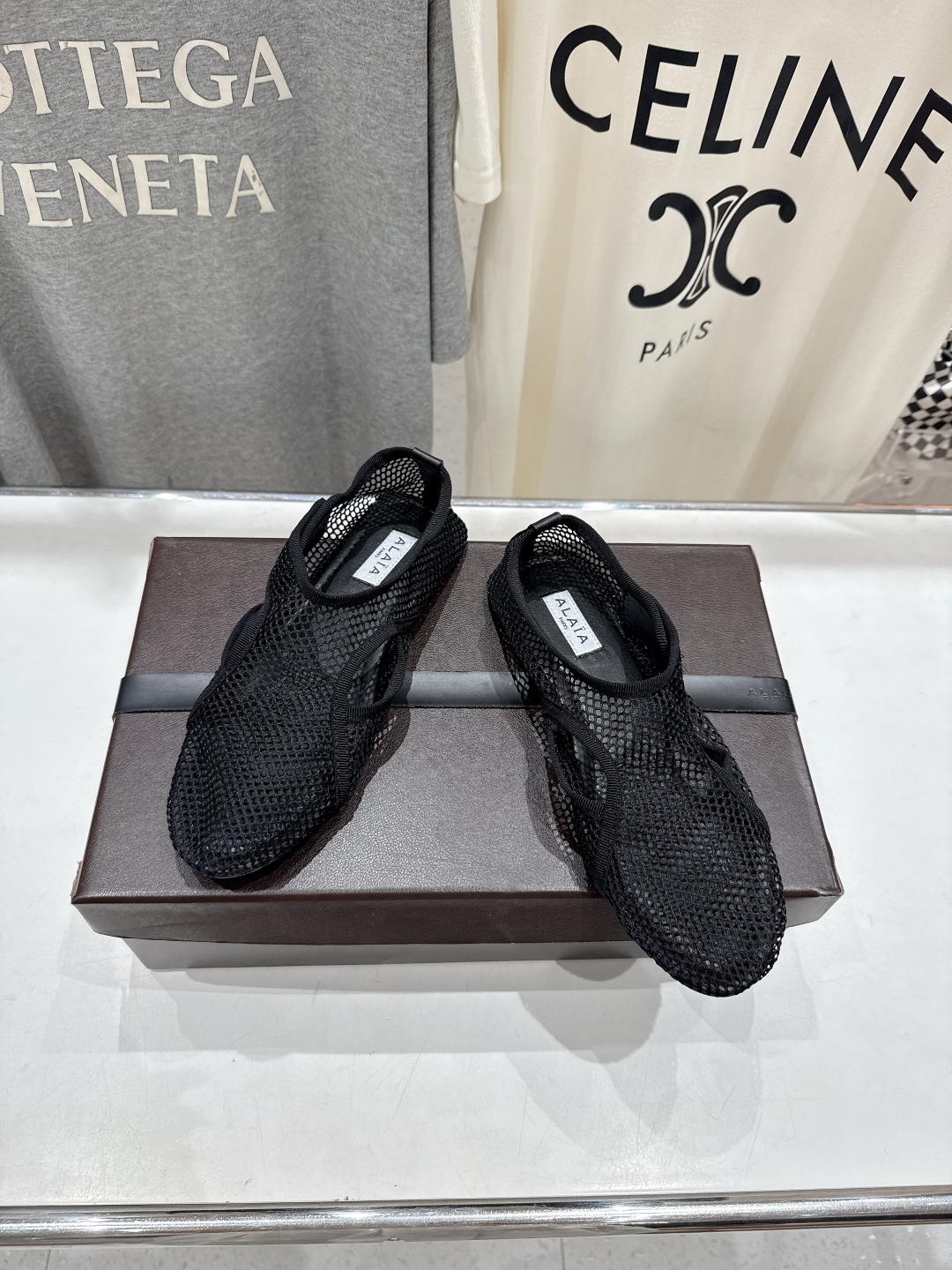 高版本出厂 
 独家新品 Alaia 阿莱亚25ss/ 走秀款网面平底鞋芭蕾舞鞋 最近超火的一款平底鞋
