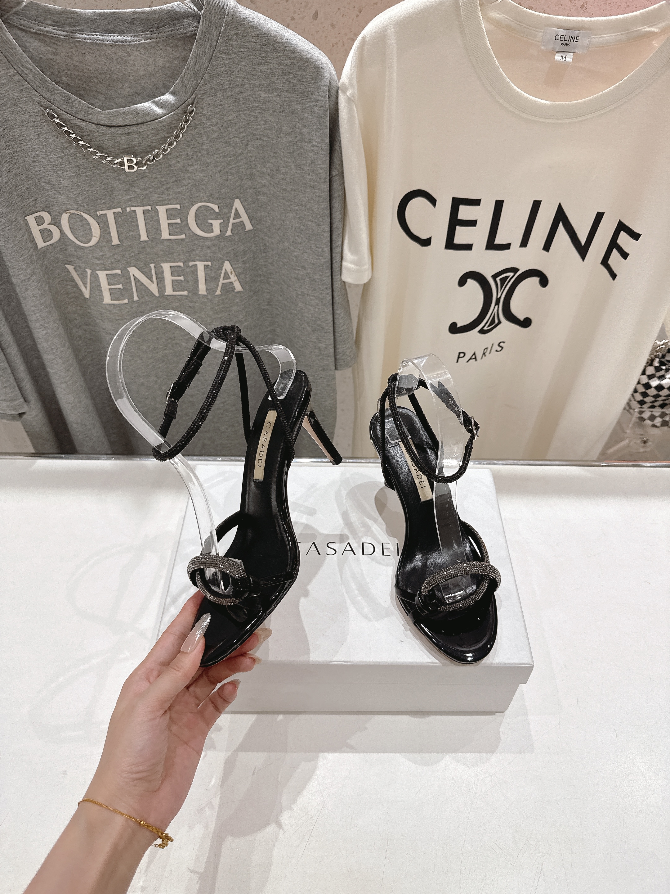 高版本出厂
  CASADEI｜卡桑帝 2025/ss 𝐧𝐞𝐰 夏季新品水晶钻高跟鞋凉鞋鞋
F/W25最