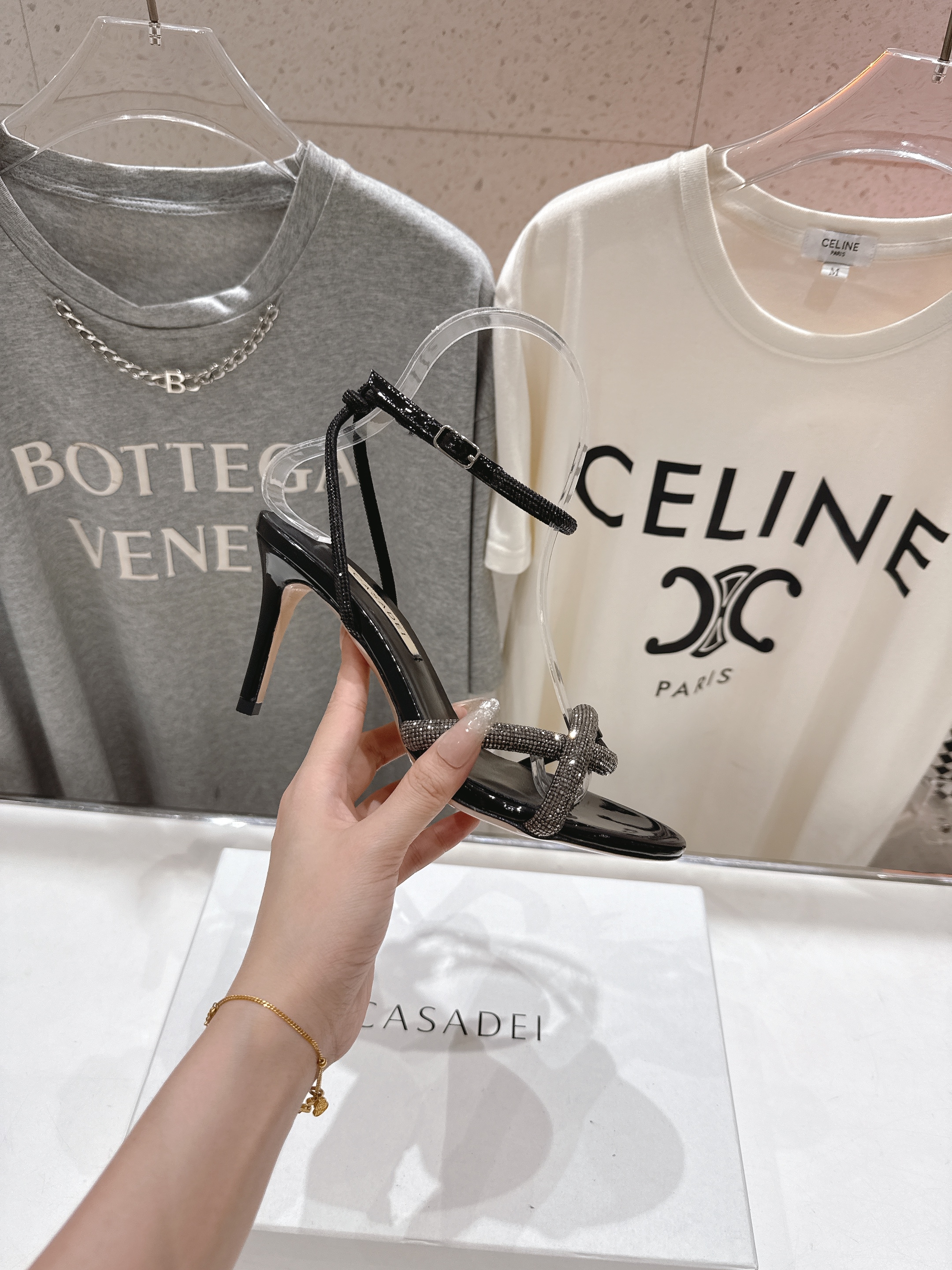 高版本出厂
  CASADEI｜卡桑帝 2025/ss 𝐧𝐞𝐰 夏季新品水晶钻高跟鞋凉鞋鞋
F/W25最