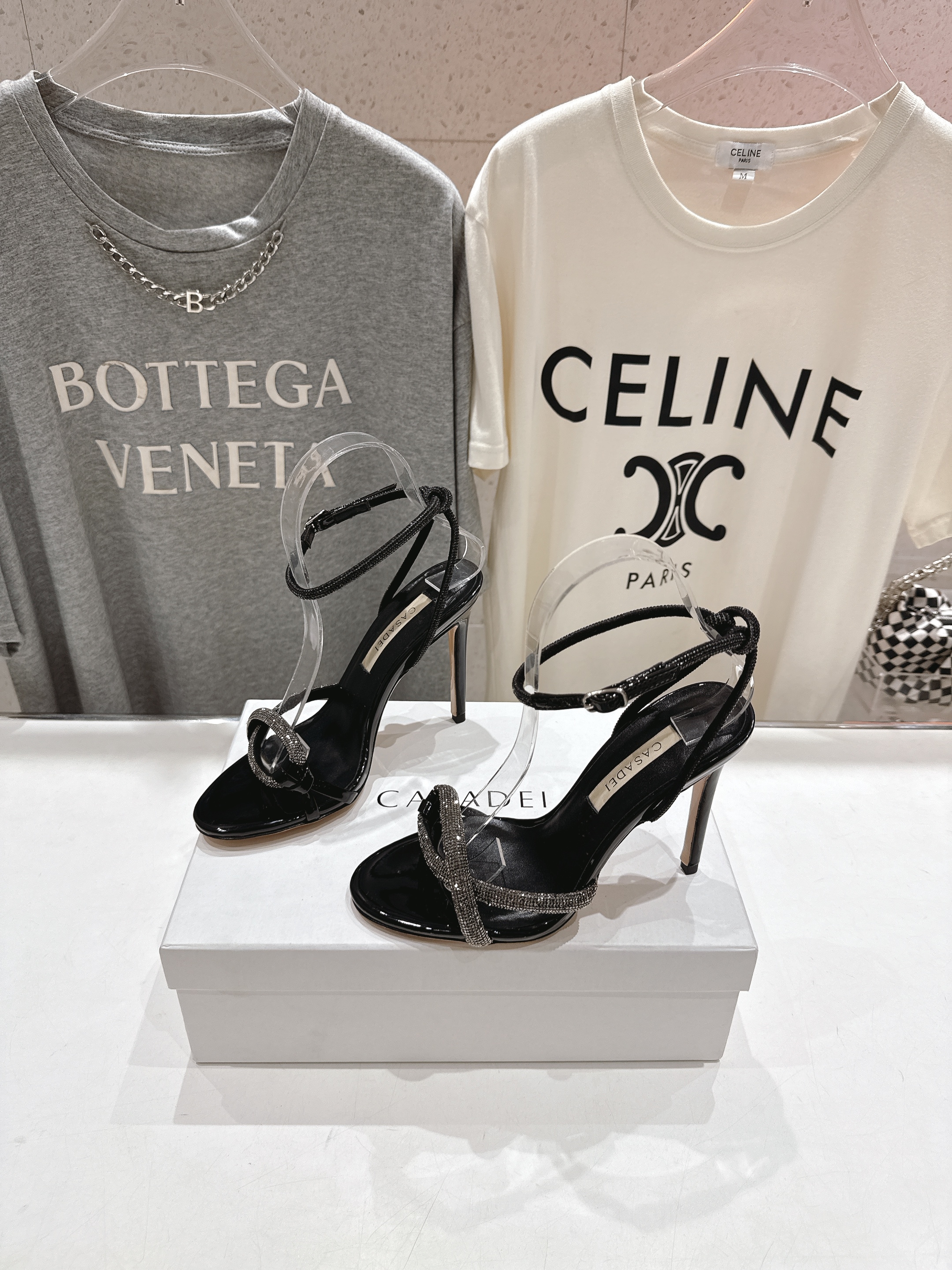 高版本出厂
  CASADEI｜卡桑帝 2025/ss 𝐧𝐞𝐰 夏季新品水晶钻高跟鞋凉鞋
F/W25最性