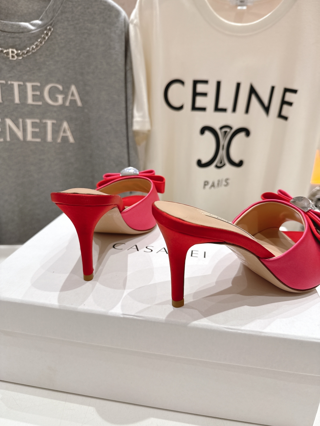 高版本出厂
  CASADEI｜卡桑帝 2025/ss 𝐧𝐞𝐰 夏季新品蝴蝶结高跟鞋拖鞋
F/W25最性