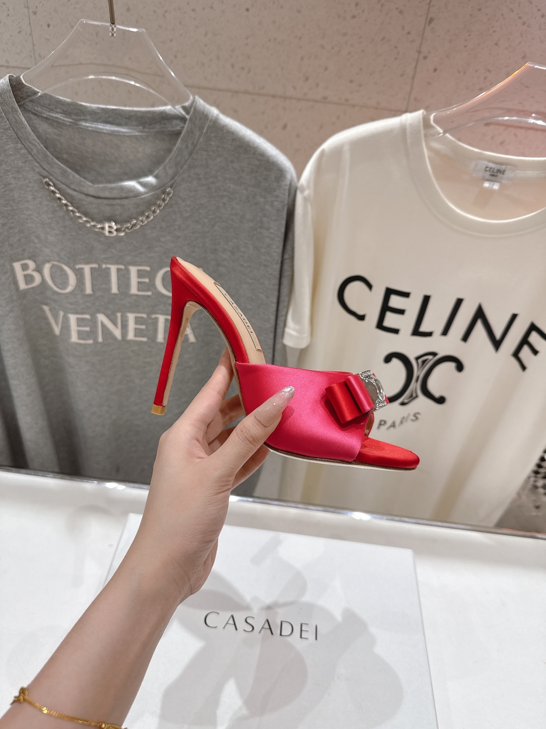 高版本出厂
  CASADEI｜卡桑帝 2025/ss 𝐧𝐞𝐰 夏季新品蝴蝶结高跟鞋拖鞋
F/W25最性