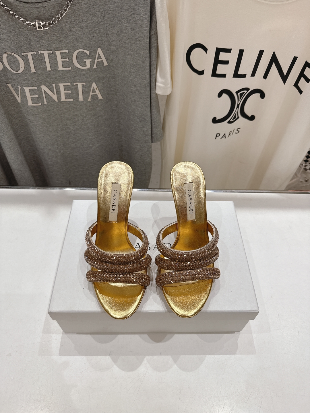 高版本出厂
  CASADEI｜卡桑帝 2025/ss 𝐧𝐞𝐰 夏季新品蝴蝶结高跟鞋拖鞋
F/W25最性