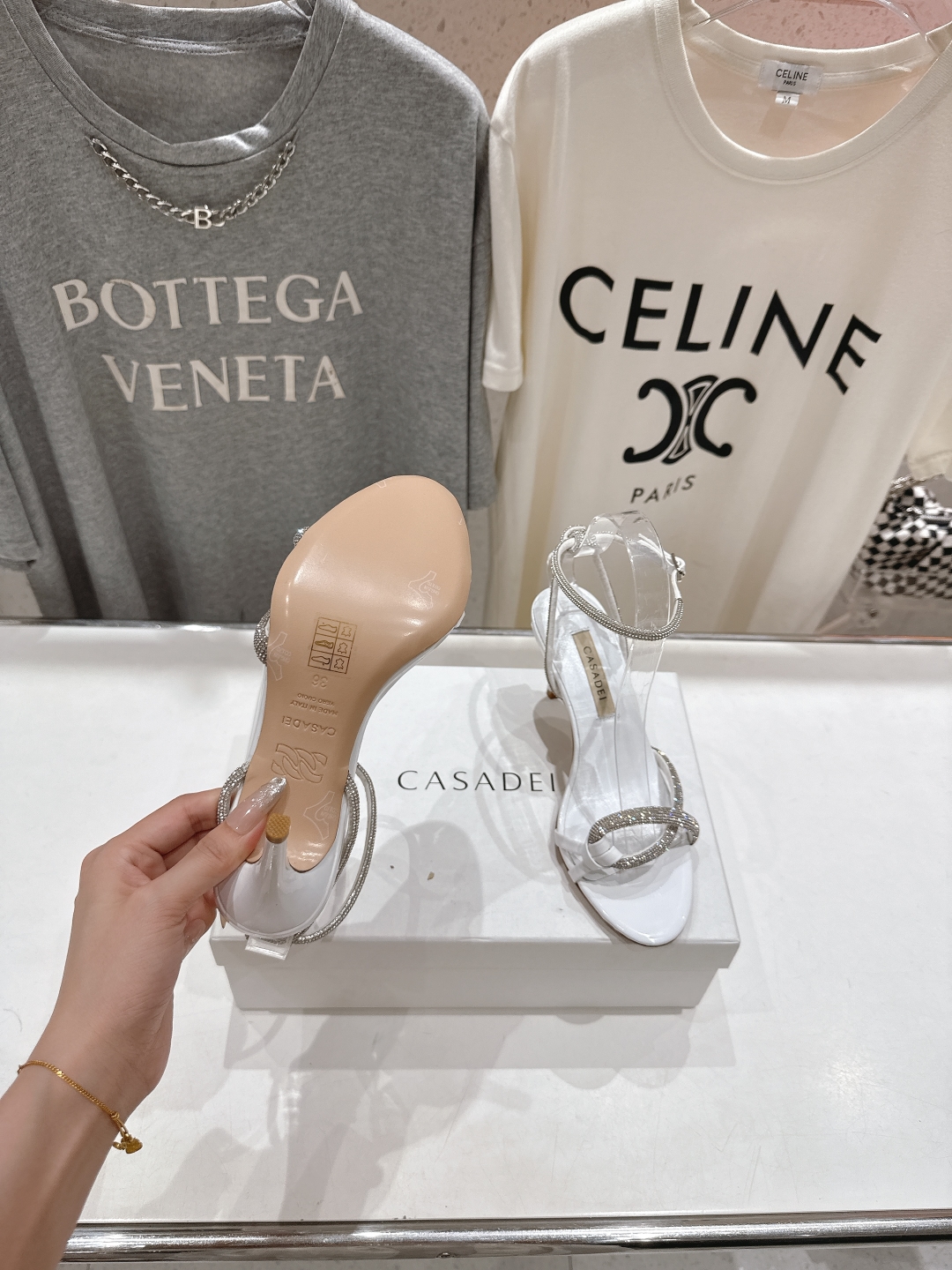 高版本出厂
  CASADEI｜卡桑帝 2025/ss 𝐧𝐞𝐰 夏季新品水晶钻高跟鞋凉鞋
F/W25最性