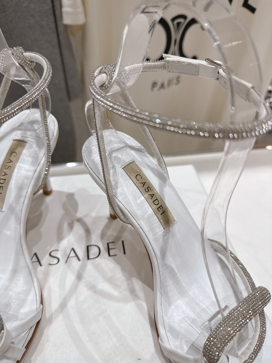 高版本出厂
  CASADEI｜卡桑帝 2025/ss 𝐧𝐞𝐰 夏季新品水晶钻高跟鞋凉鞋
F/W25最性