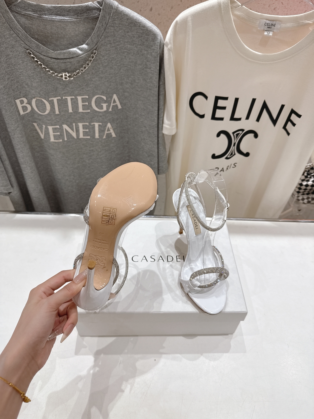 高版本出厂
  CASADEI｜卡桑帝 2025/ss 𝐧𝐞𝐰 夏季新品水晶钻高跟鞋凉鞋
F/W25最性