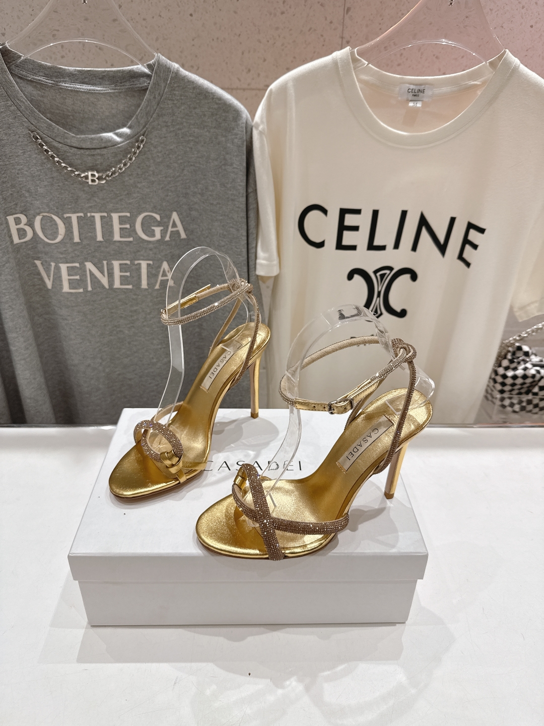 高版本出厂
  CASADEI｜卡桑帝 2025/ss 𝐧𝐞𝐰 夏季新品水晶钻高跟鞋凉鞋
F/W25最性