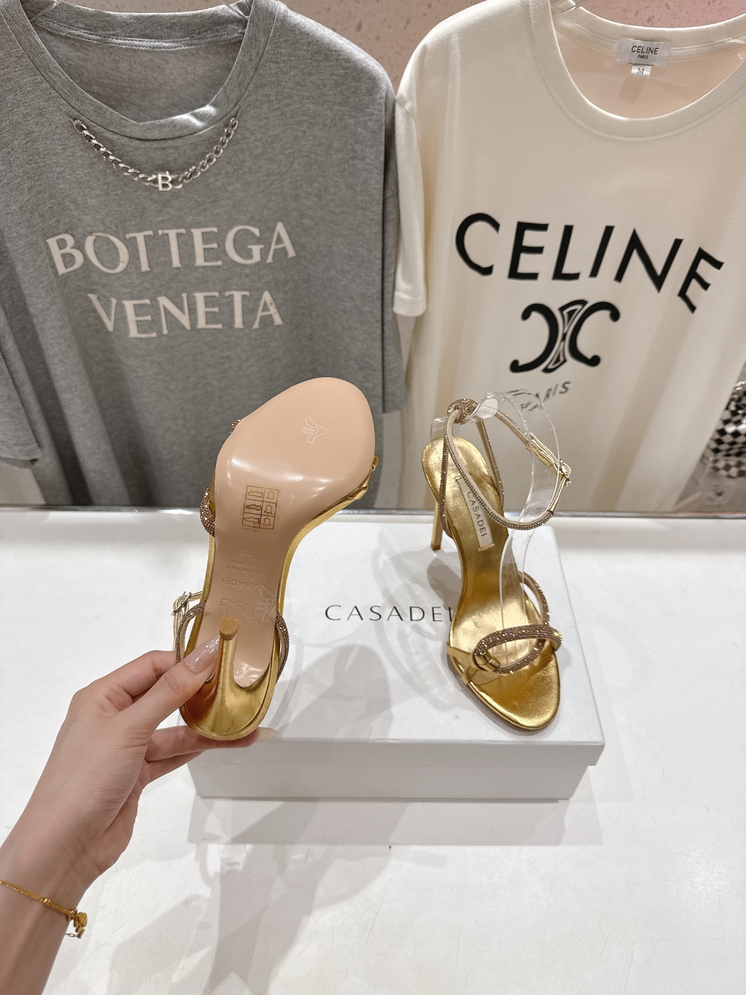 高版本出厂
  CASADEI｜卡桑帝 2025/ss 𝐧𝐞𝐰 夏季新品水晶钻高跟鞋凉鞋
F/W25最性