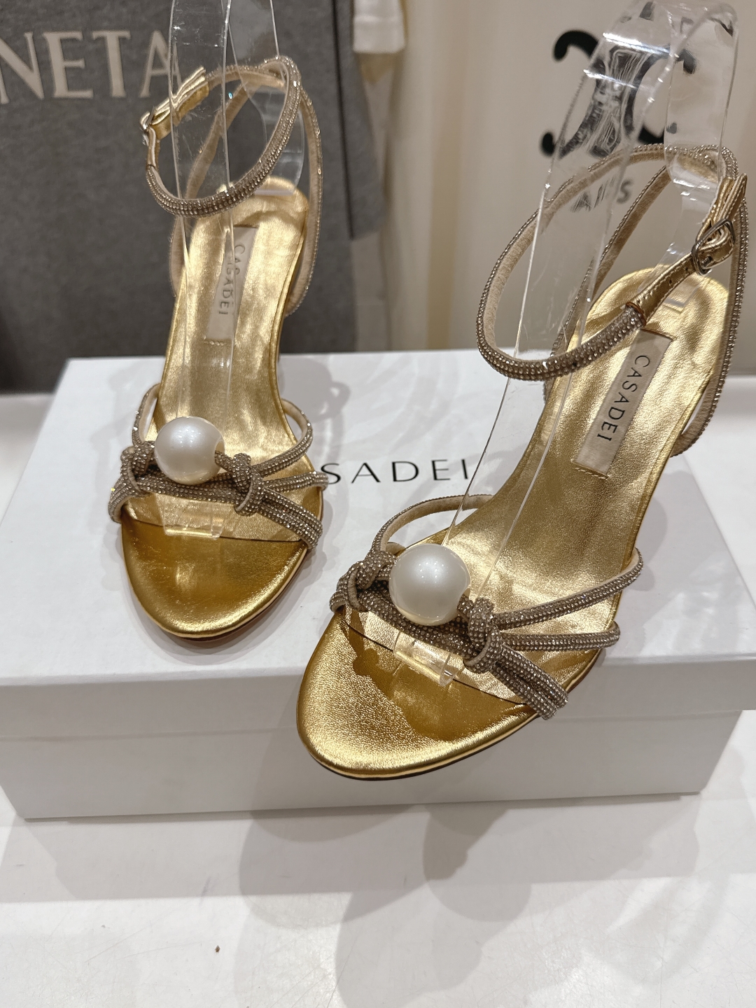 高版本出厂
  CASADEI｜卡桑帝 2025/ss 𝐧𝐞𝐰 夏季新品水晶钻高跟鞋凉鞋
F/W25最性