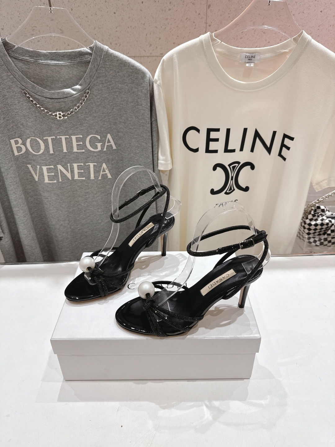 高版本出厂
  CASADEI｜卡桑帝 2025/ss 𝐧𝐞𝐰 夏季新品水晶钻高跟鞋凉鞋
F/W25最性
