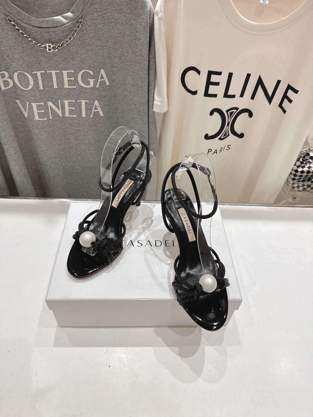 高版本出厂
  CASADEI｜卡桑帝 2025/ss 𝐧𝐞𝐰 夏季新品水晶钻高跟鞋凉鞋
F/W25最性