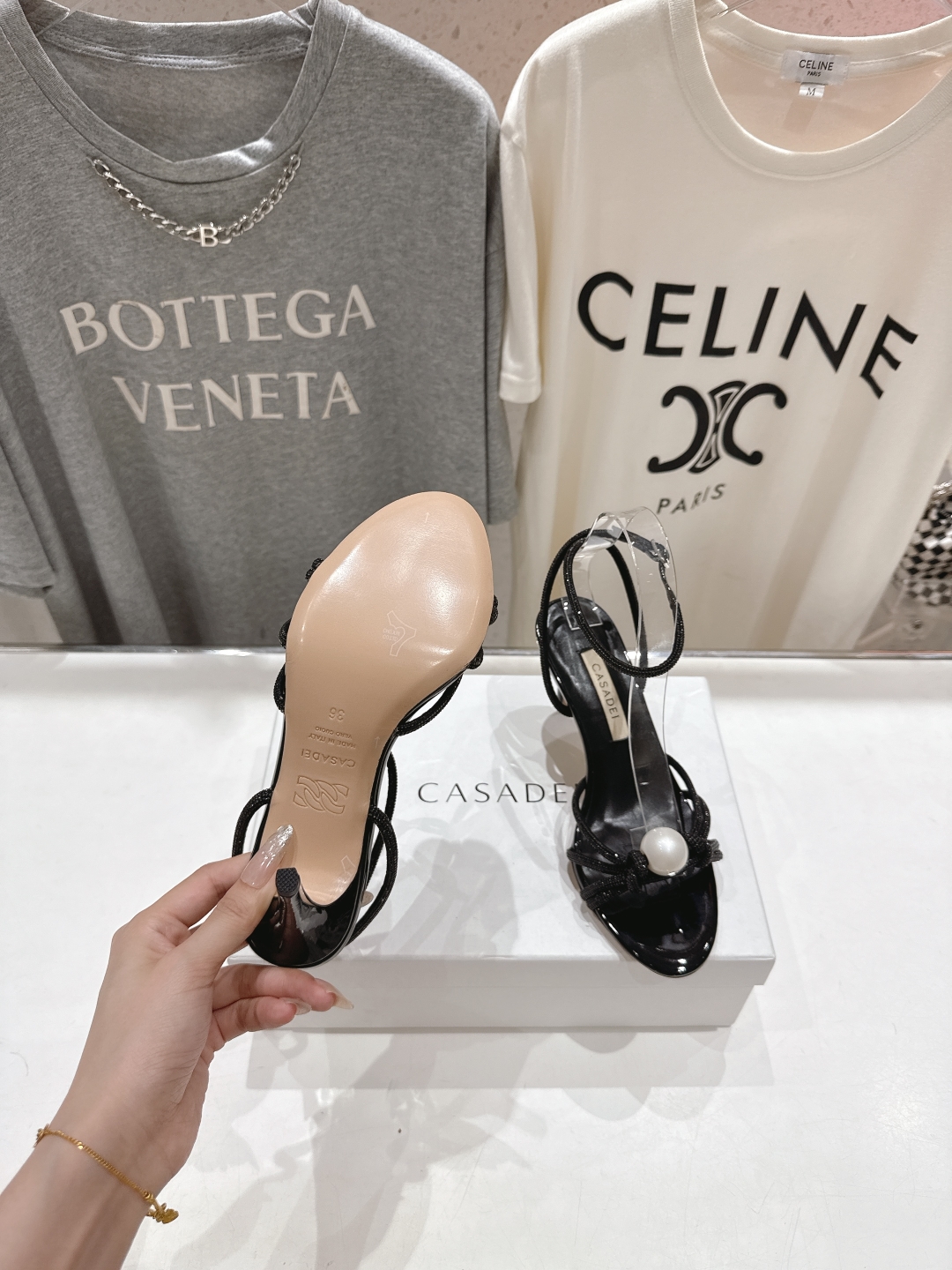 高版本出厂
  CASADEI｜卡桑帝 2025/ss 𝐧𝐞𝐰 夏季新品水晶钻高跟鞋凉鞋
F/W25最性