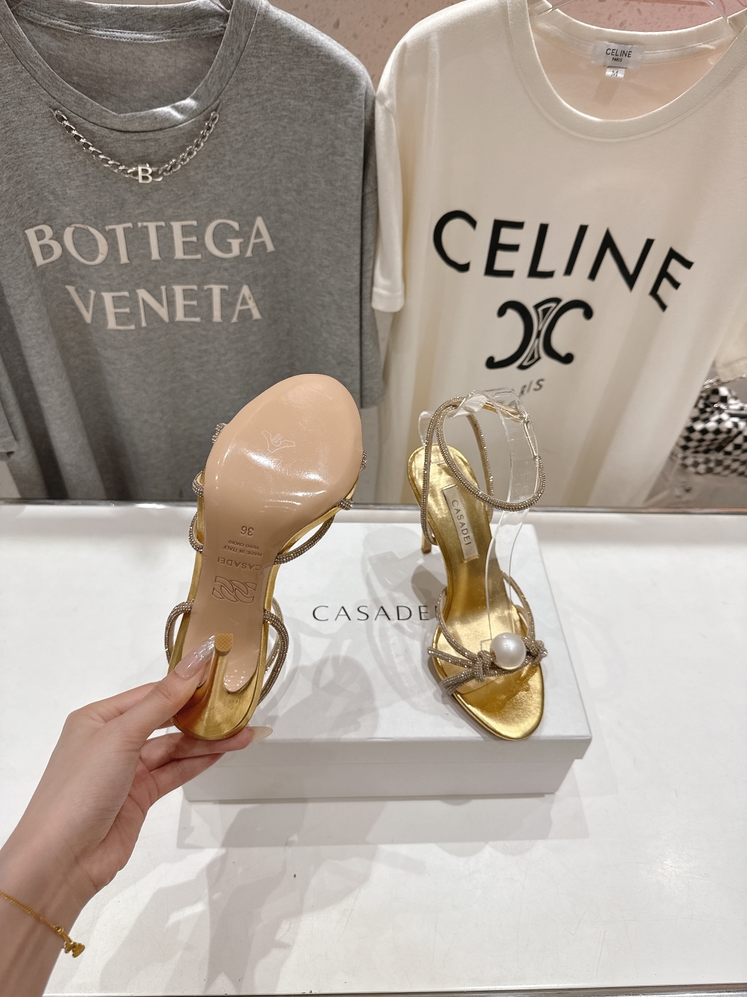高版本出厂
  CASADEI｜卡桑帝 2025/ss 𝐧𝐞𝐰 夏季新品水晶钻高跟鞋凉鞋
F/W25最性