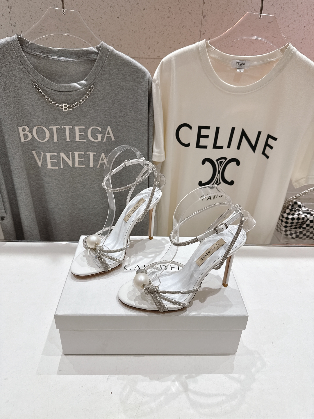 高版本出厂
  CASADEI｜卡桑帝 2025/ss 𝐧𝐞𝐰 夏季新品水晶钻高跟鞋凉鞋
F/W25最性