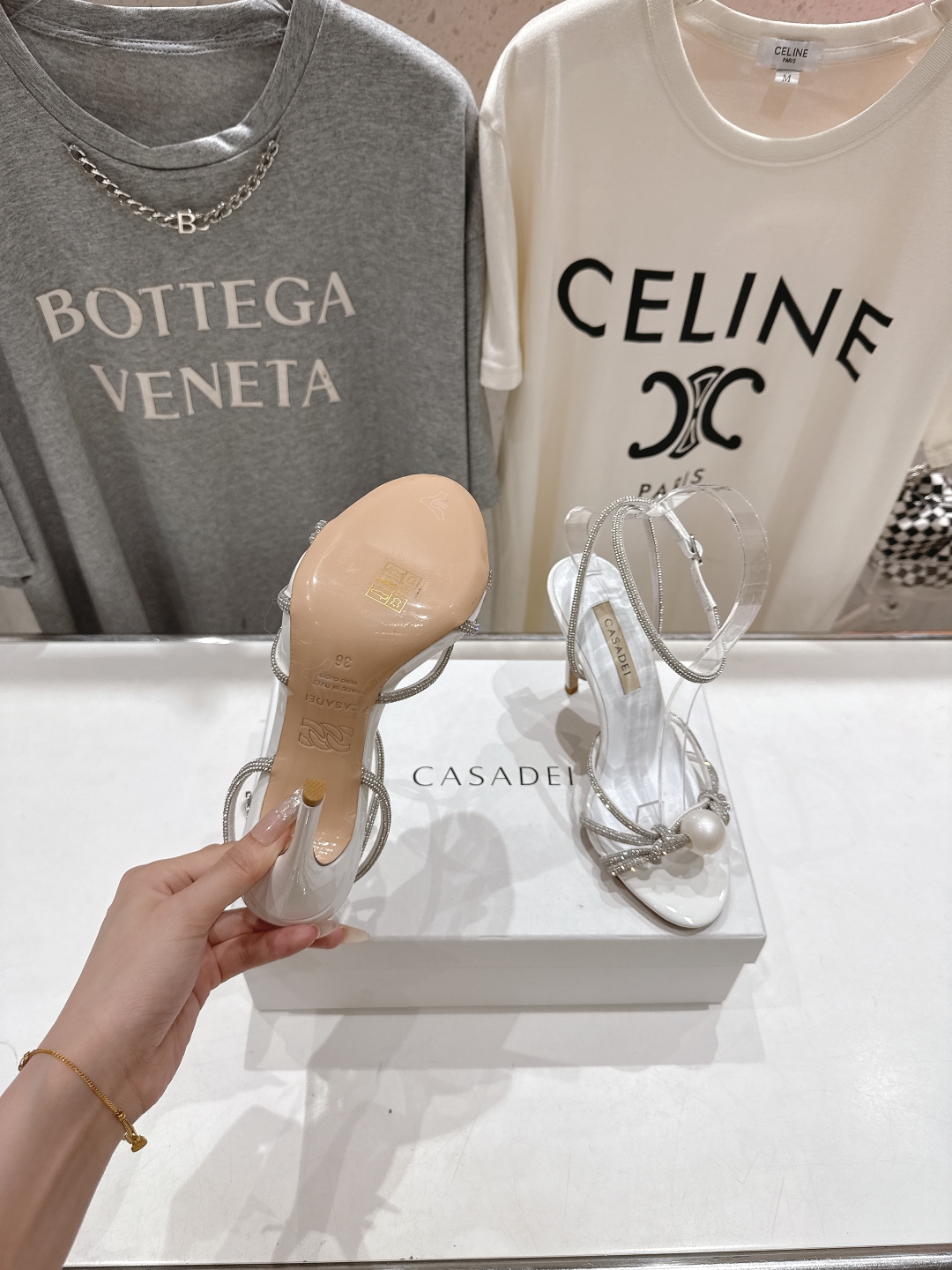 高版本出厂
  CASADEI｜卡桑帝 2025/ss 𝐧𝐞𝐰 夏季新品水晶钻高跟鞋凉鞋
F/W25最性