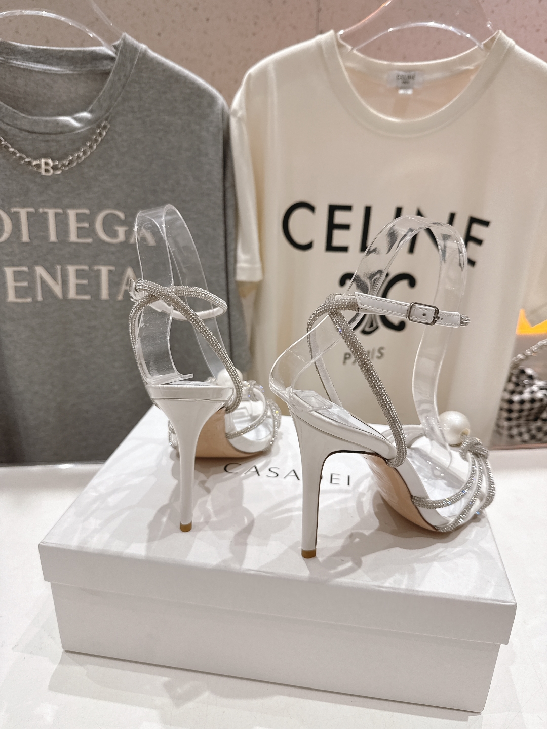 高版本出厂
  CASADEI｜卡桑帝 2025/ss 𝐧𝐞𝐰 夏季新品水晶钻高跟鞋凉鞋
F/W25最性