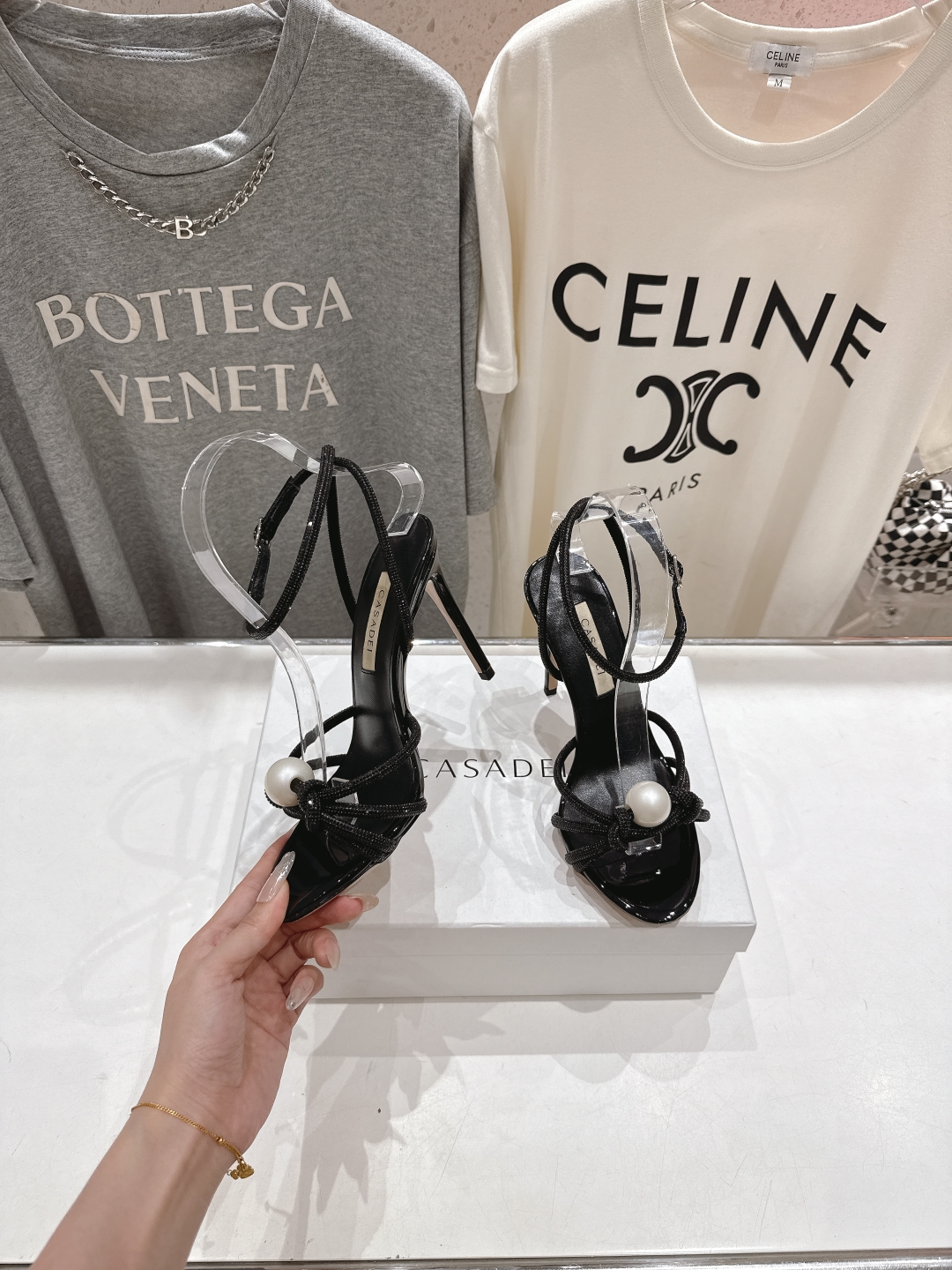 高版本出厂
  CASADEI｜卡桑帝 2025/ss 𝐧𝐞𝐰 夏季新品水晶钻高跟鞋凉鞋
F/W25最性