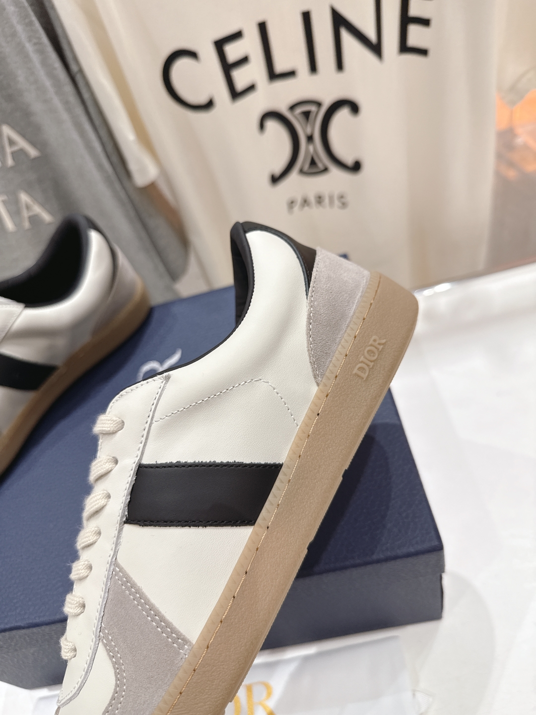 高版本出厂 
  Dior 迪奥D家2025ss系带新款学院风时尚休闲鞋德训鞋滑板鞋
原版购入开发做货，